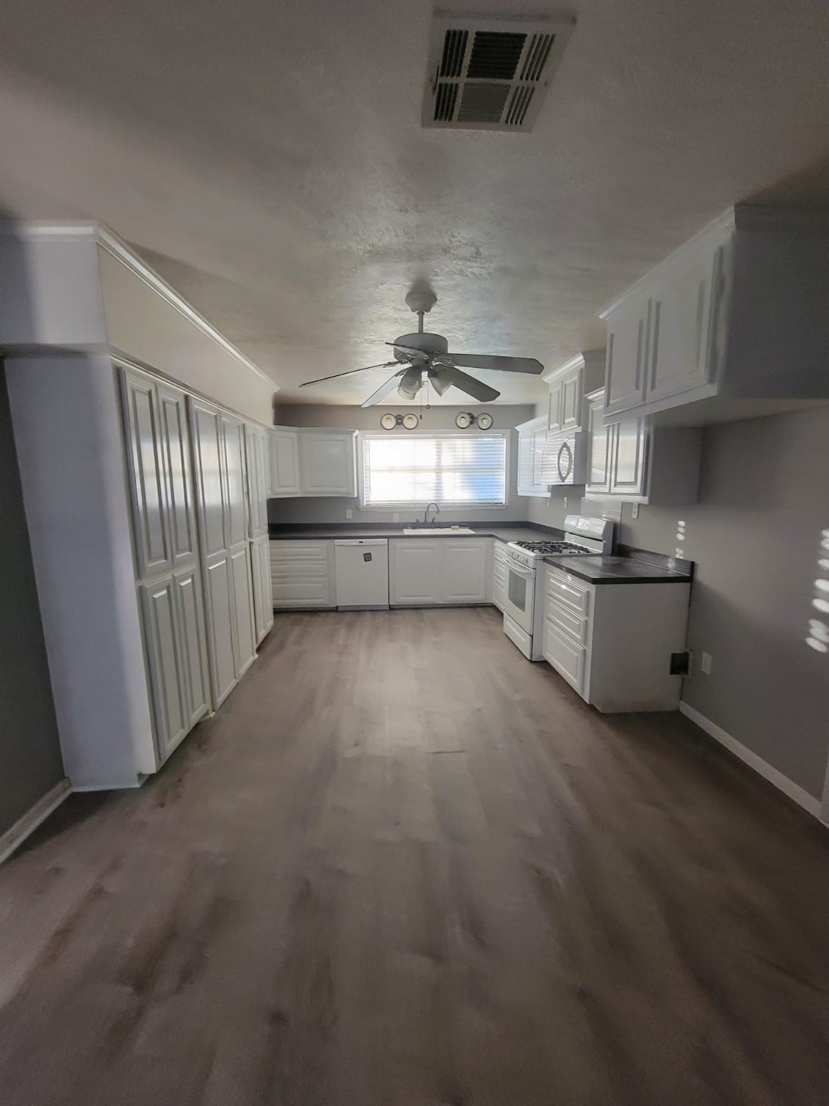 13310 13th Street, Splendora, TX 77372
