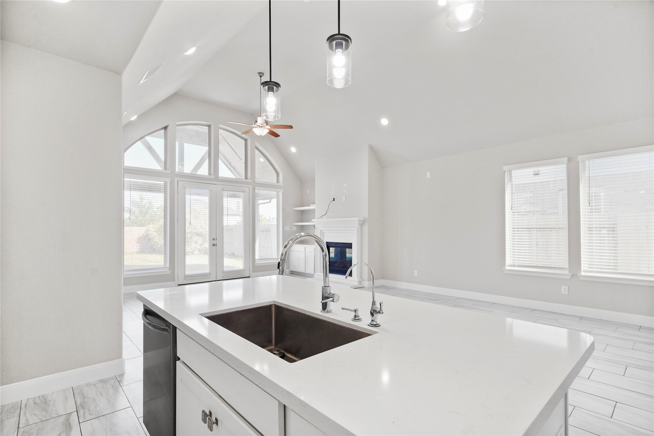 2446 Manor Valley Lane, Missouri City, TX 77459