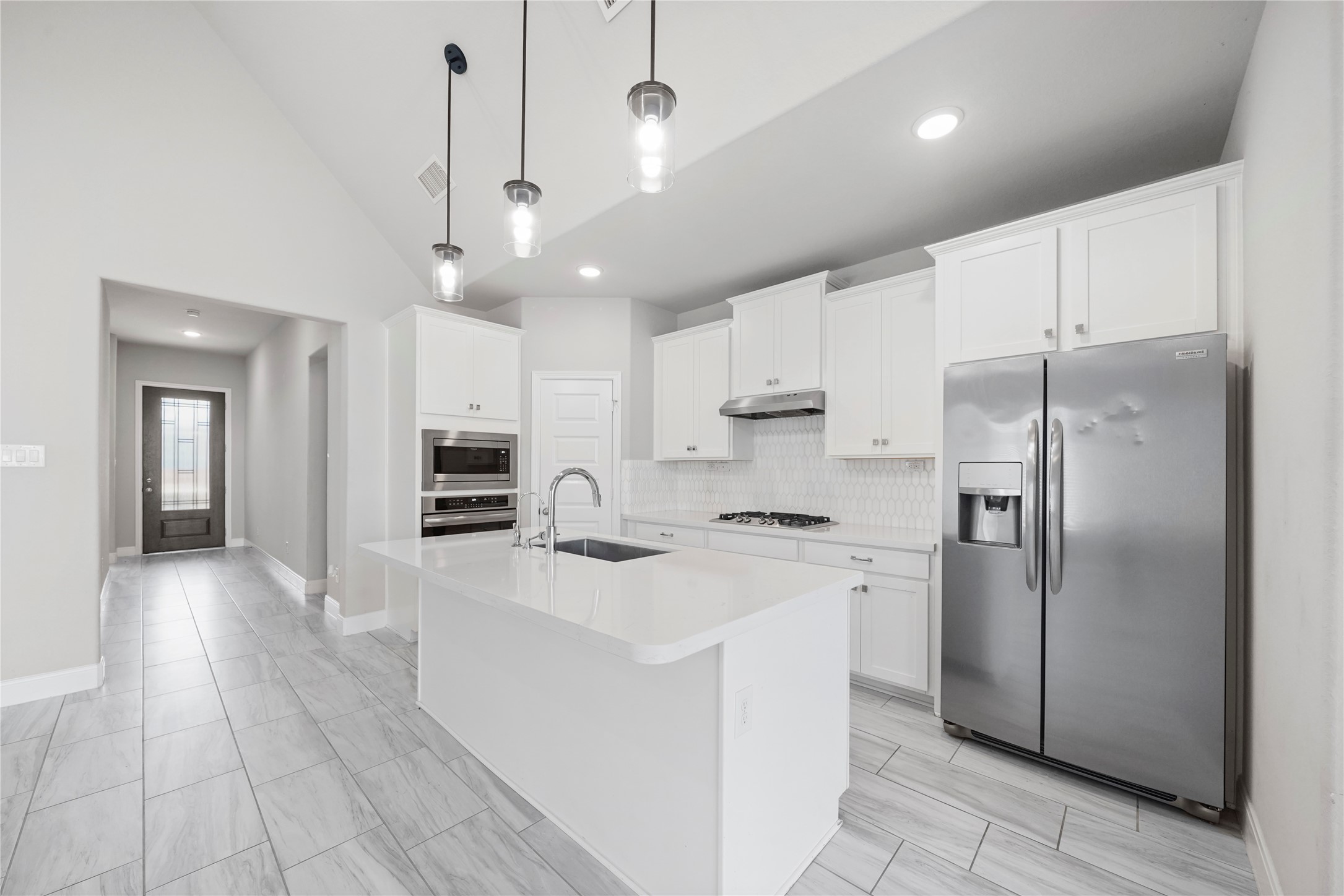 2446 Manor Valley Lane, Missouri City, TX 77459