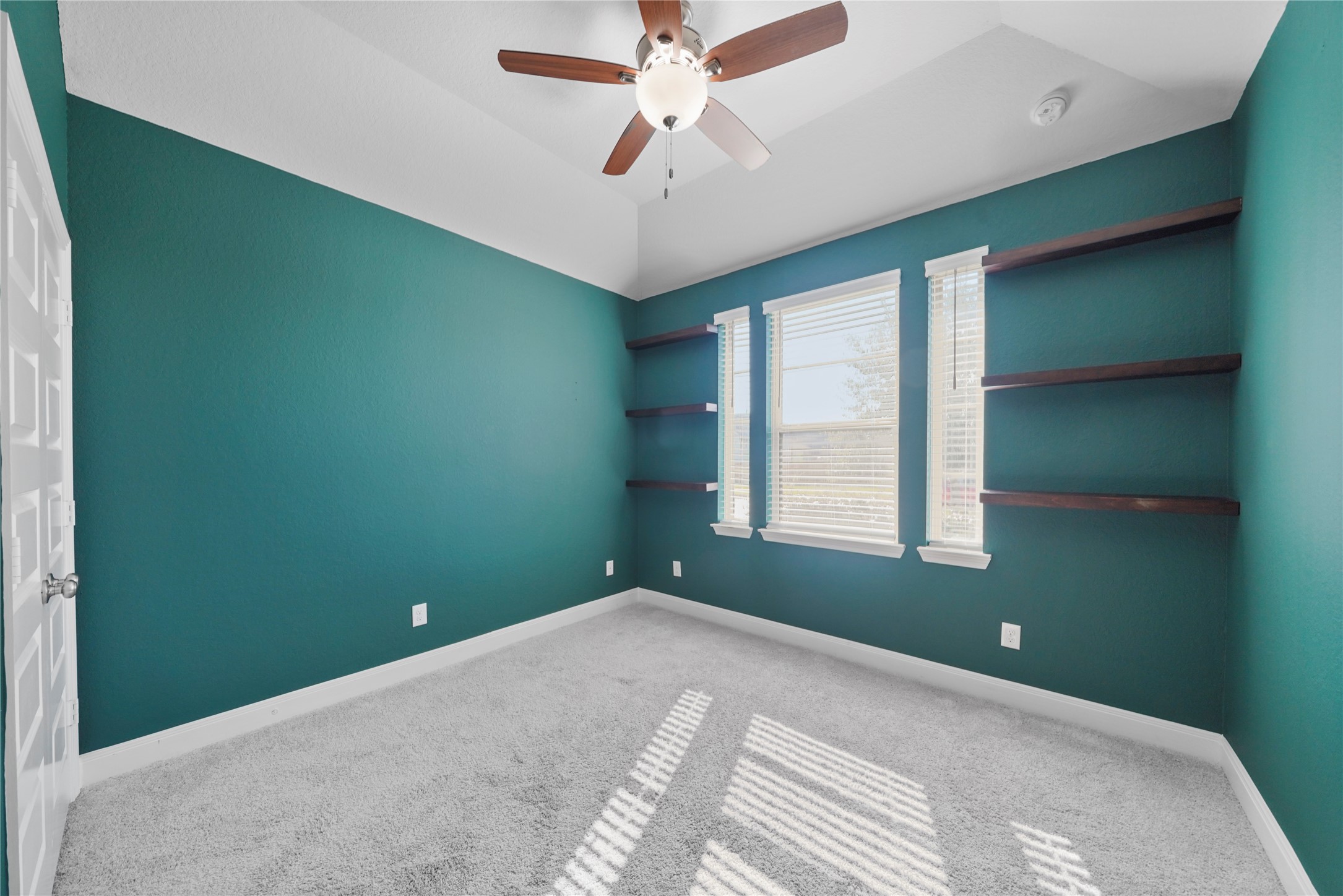 2446 Manor Valley Lane, Missouri City, TX 77459