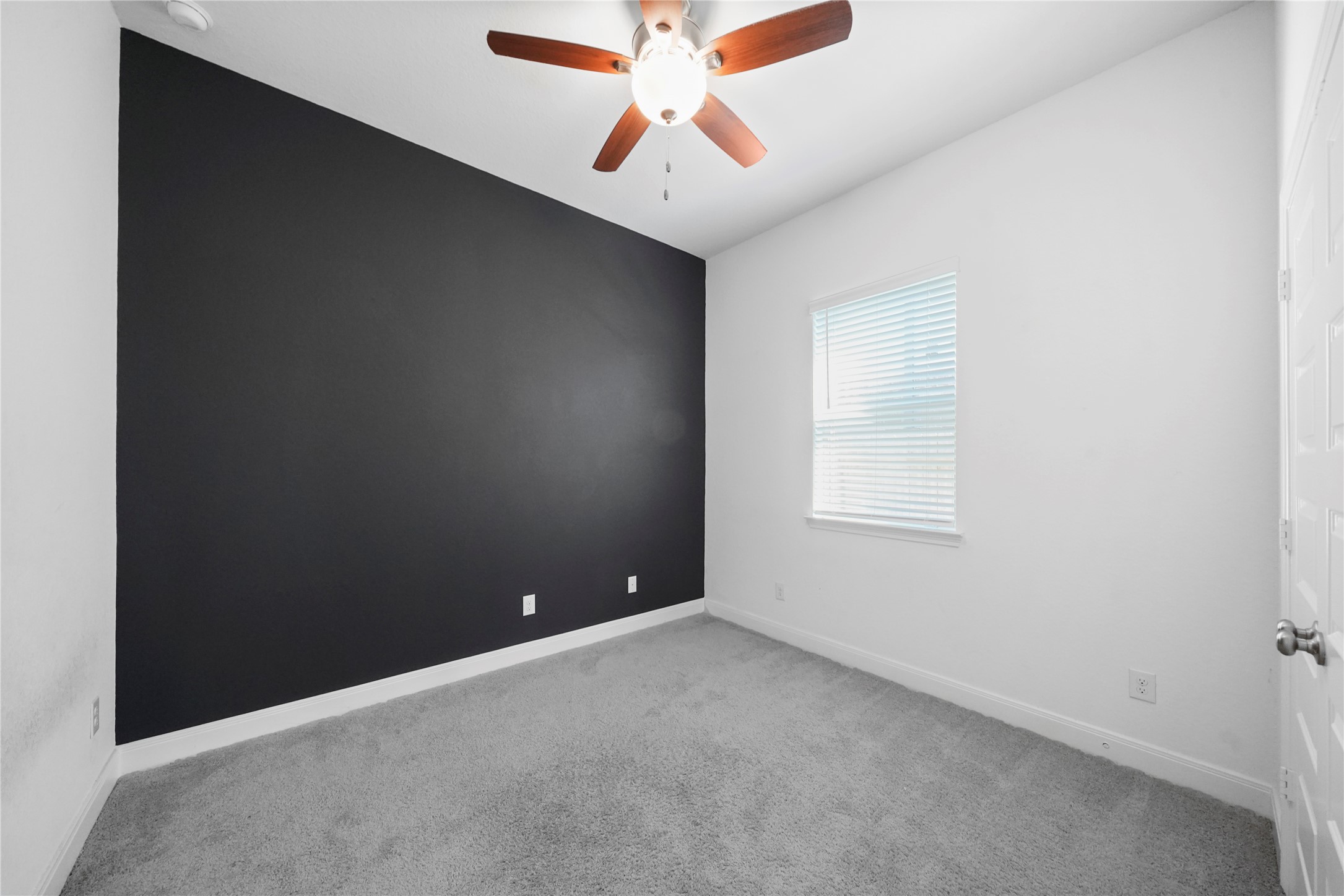2446 Manor Valley Lane, Missouri City, TX 77459