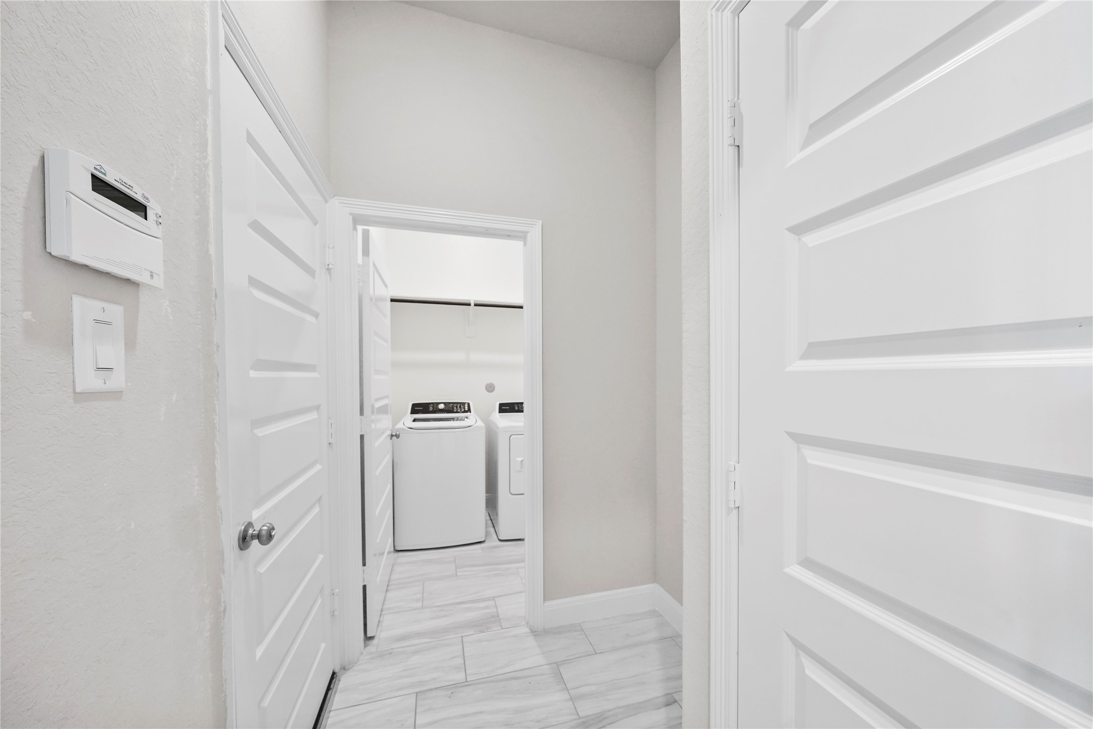 2446 Manor Valley Lane, Missouri City, TX 77459