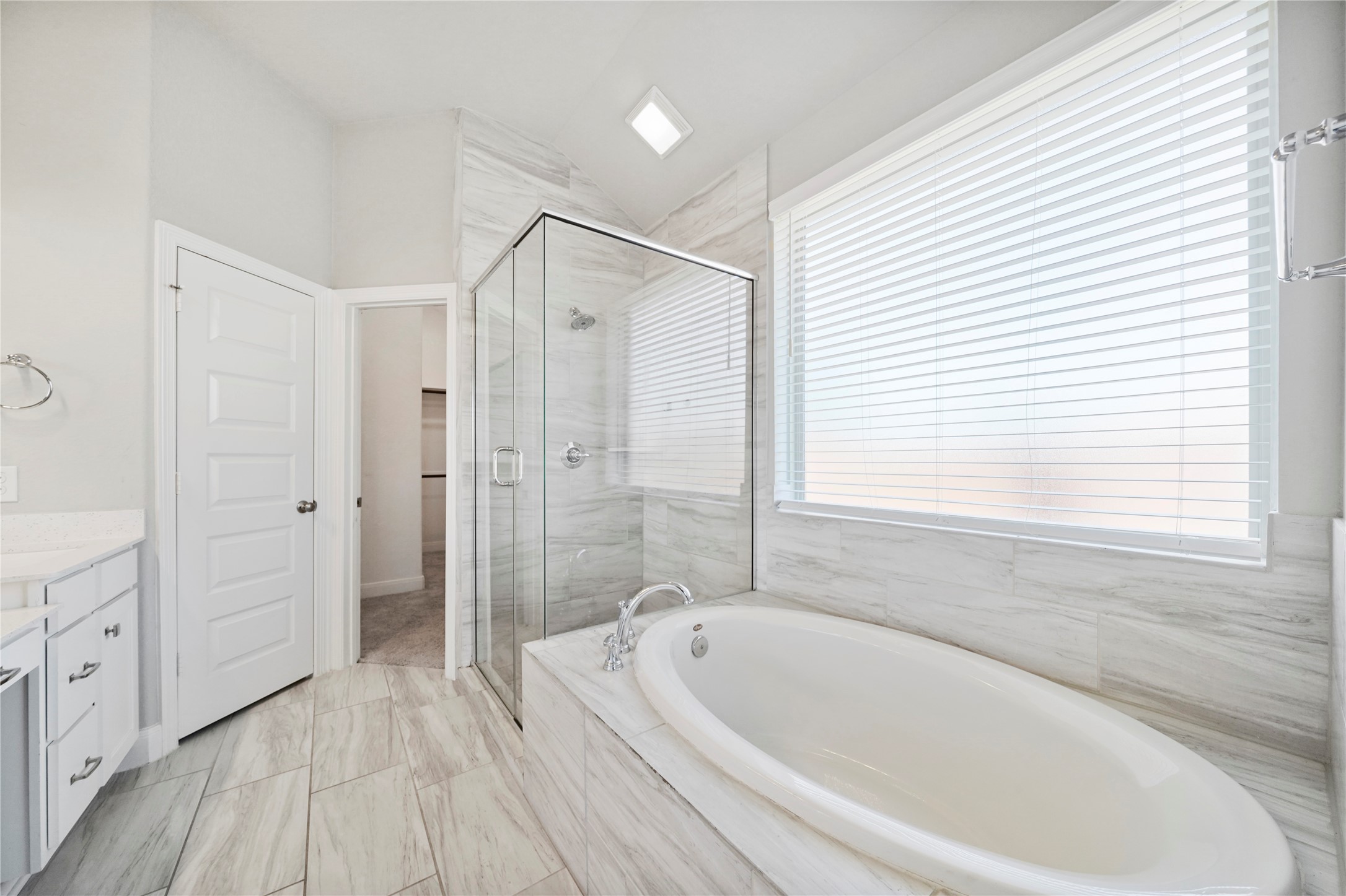 2446 Manor Valley Lane, Missouri City, TX 77459