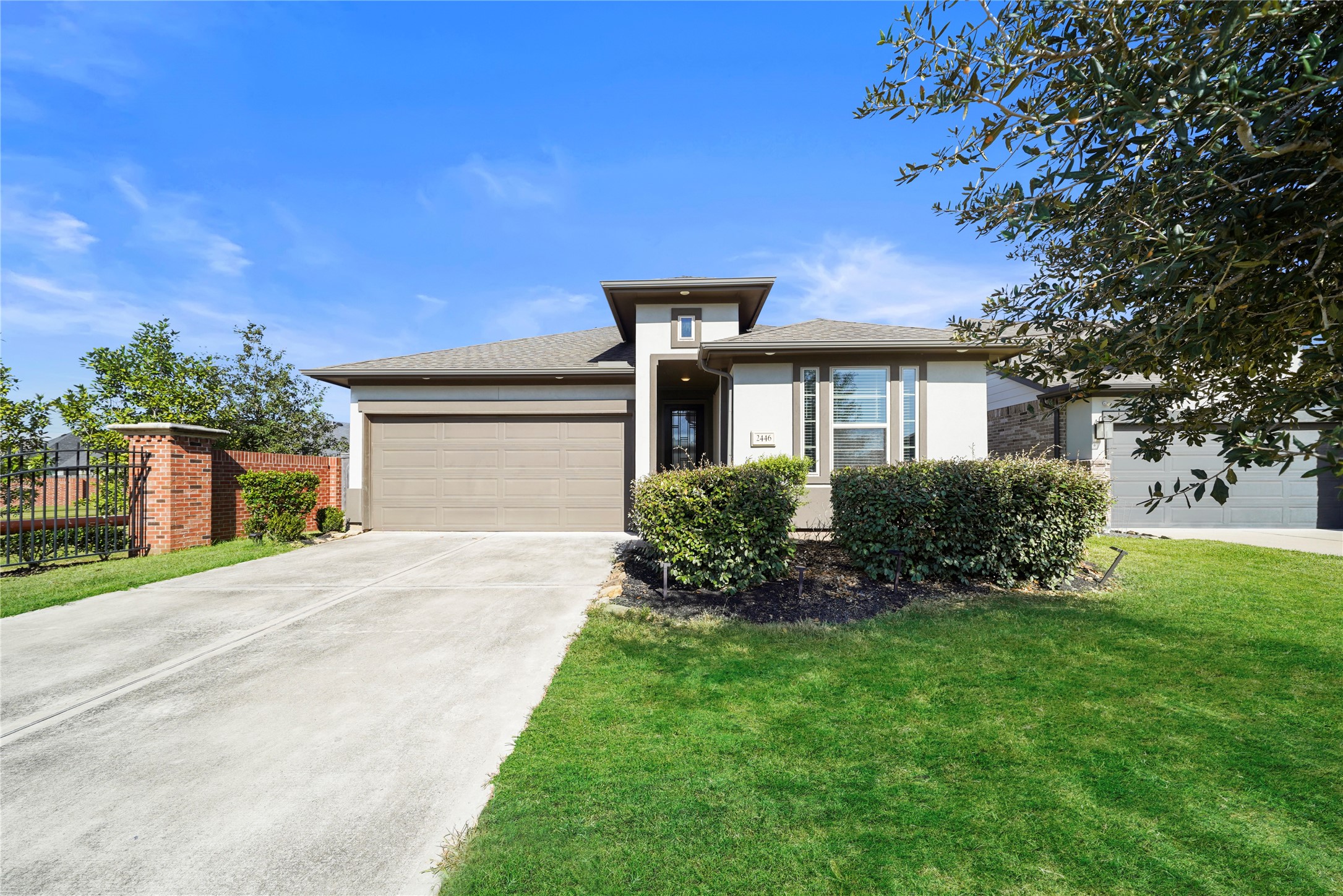2446 Manor Valley Lane, Missouri City, TX 77459
