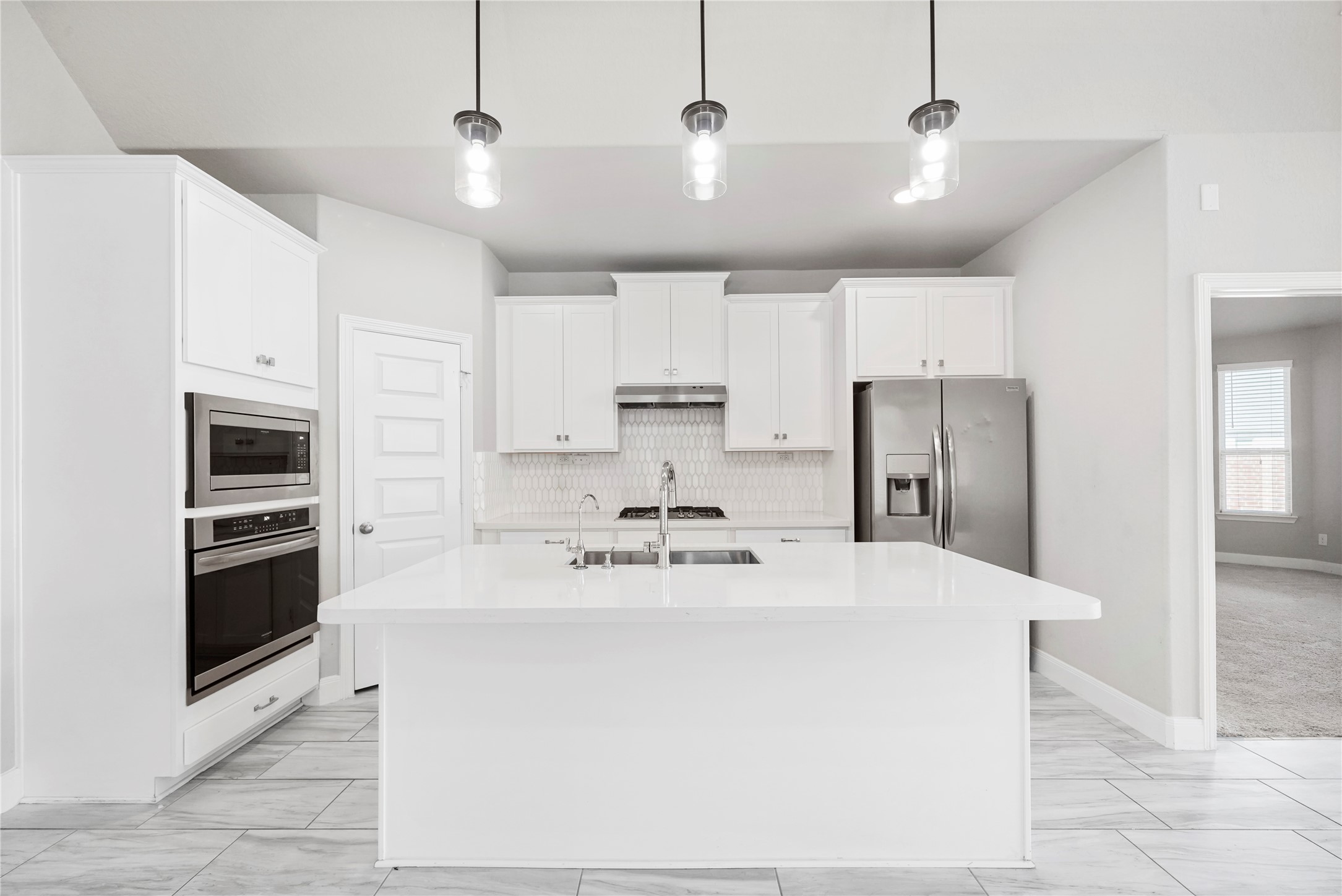 2446 Manor Valley Lane, Missouri City, TX 77459