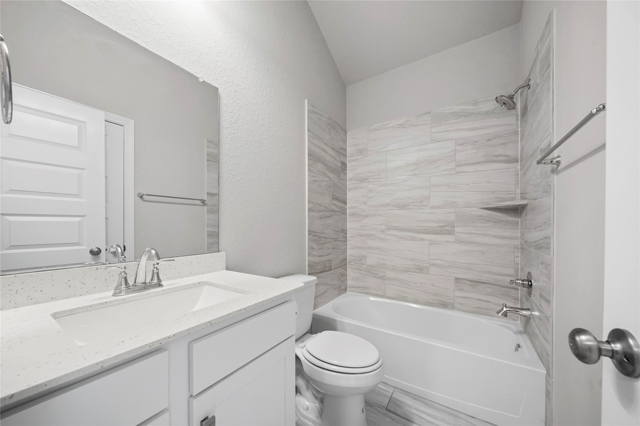 2446 Manor Valley Lane, Missouri City, TX 77459