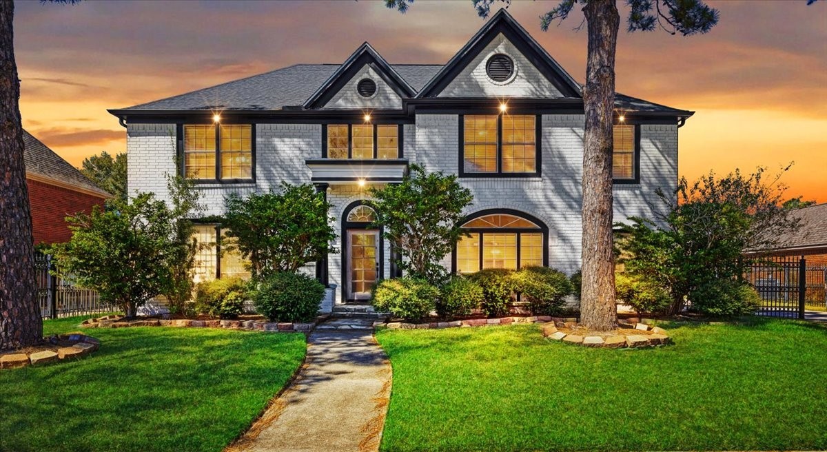 2112 Tipperary Drive, Pearland, TX 77581