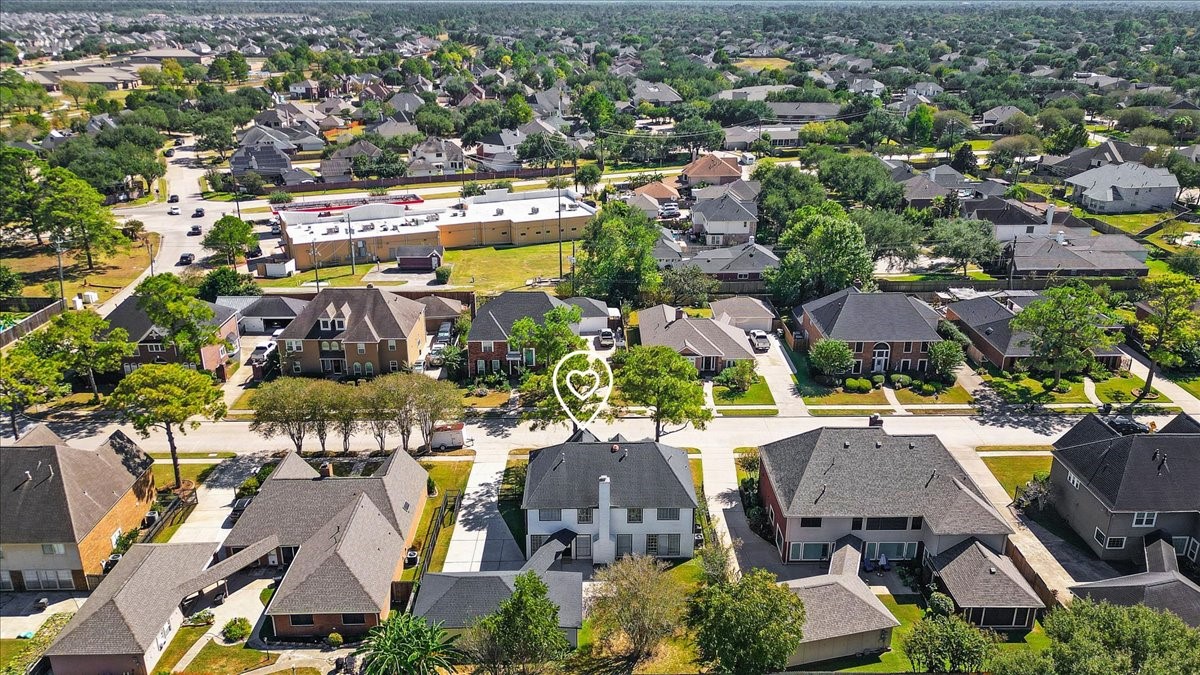 2112 Tipperary Drive, Pearland, TX 77581