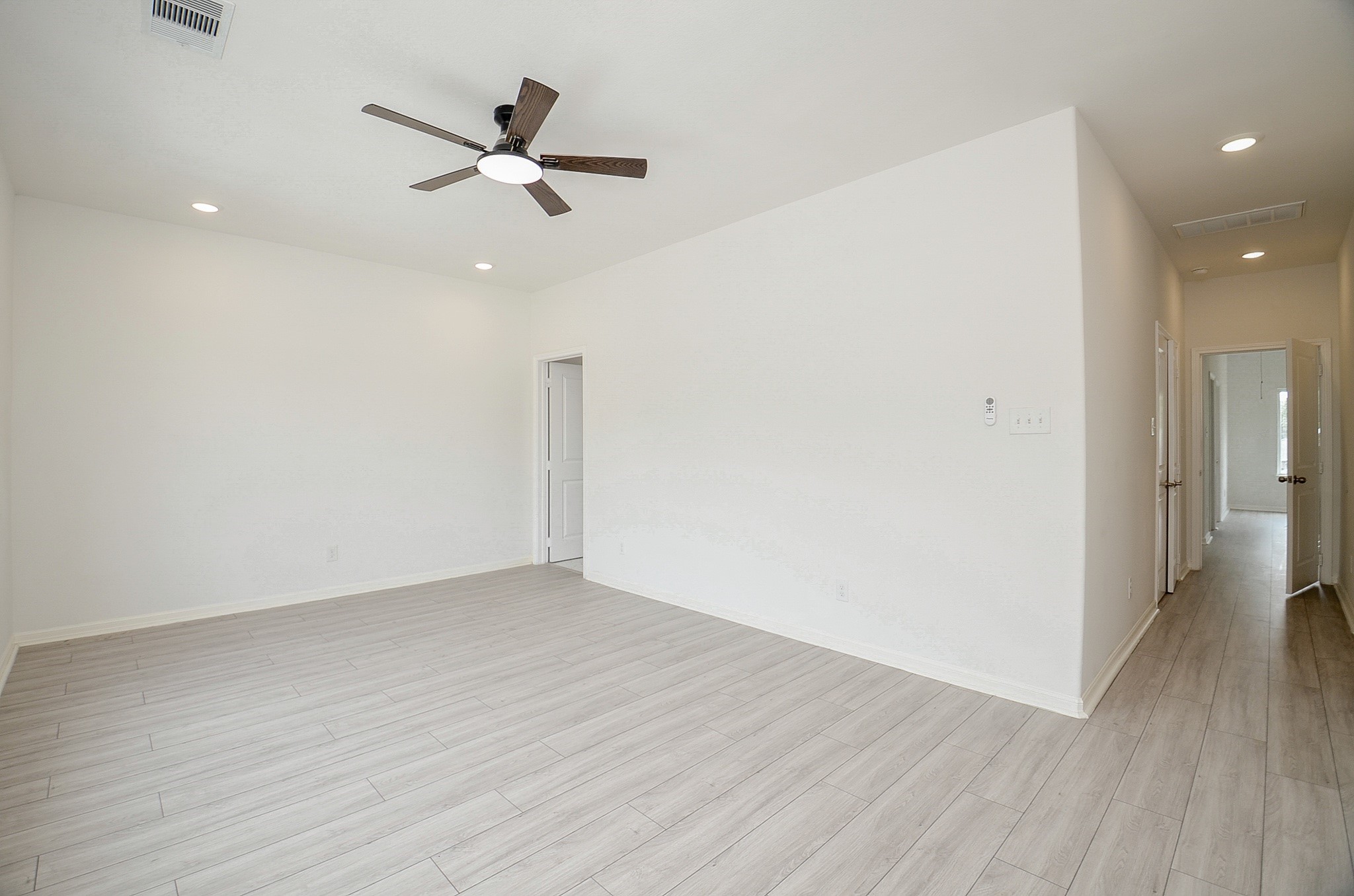 8630 Scott Street, Houston, TX 77051
