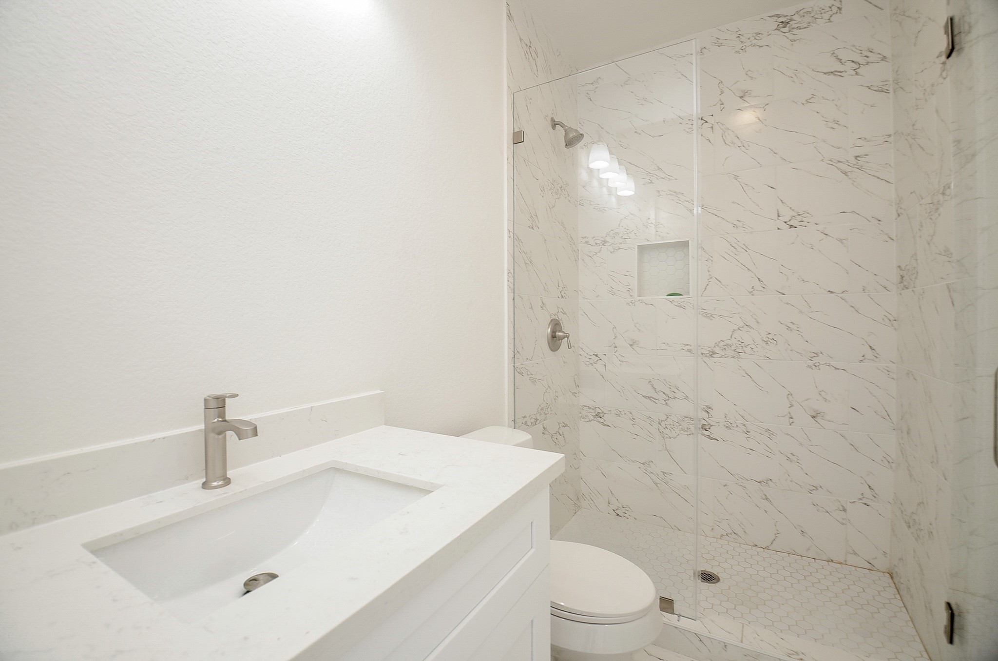 8630 Scott Street, Houston, TX 77051