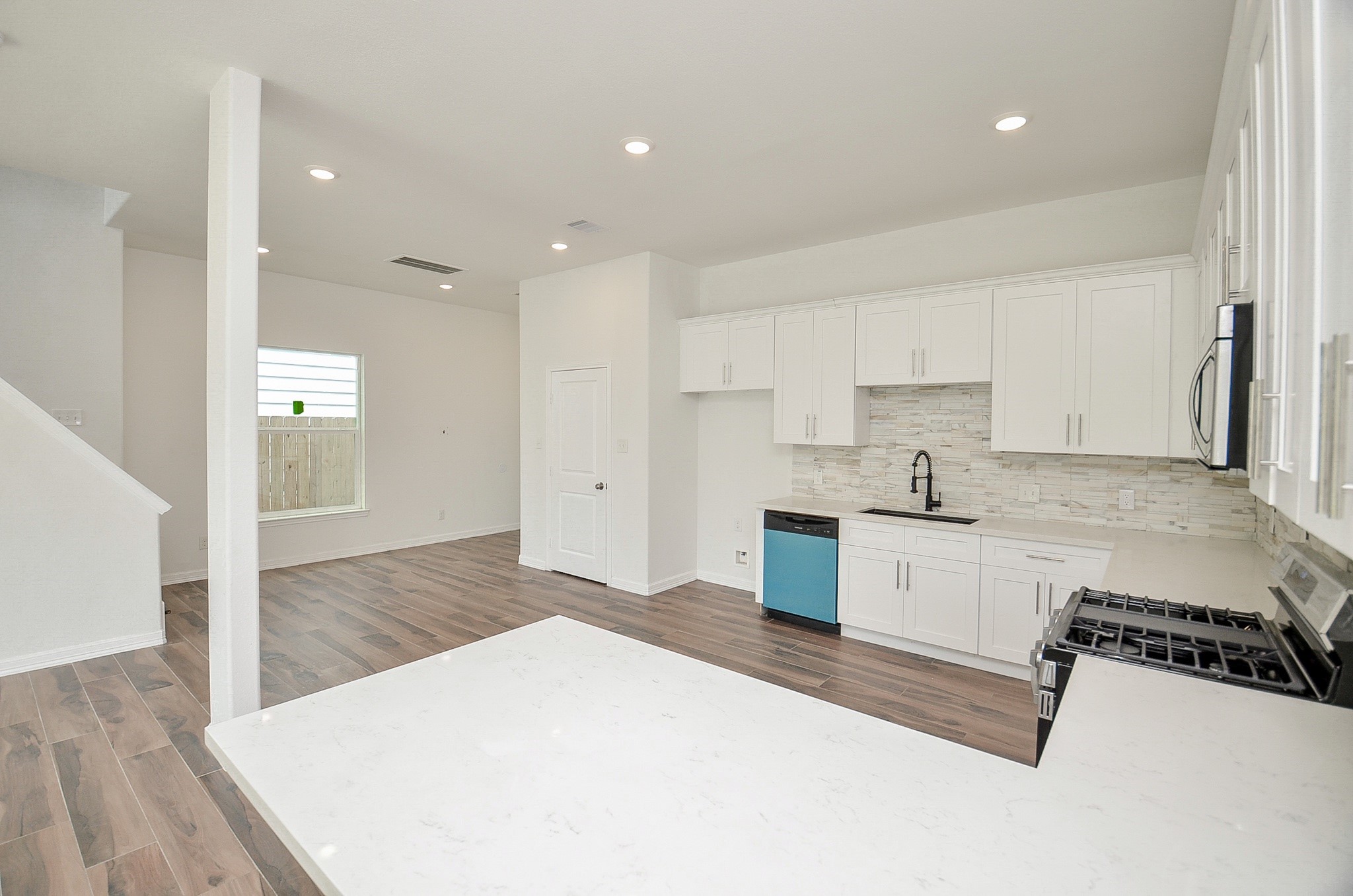 8630 Scott Street, Houston, TX 77051