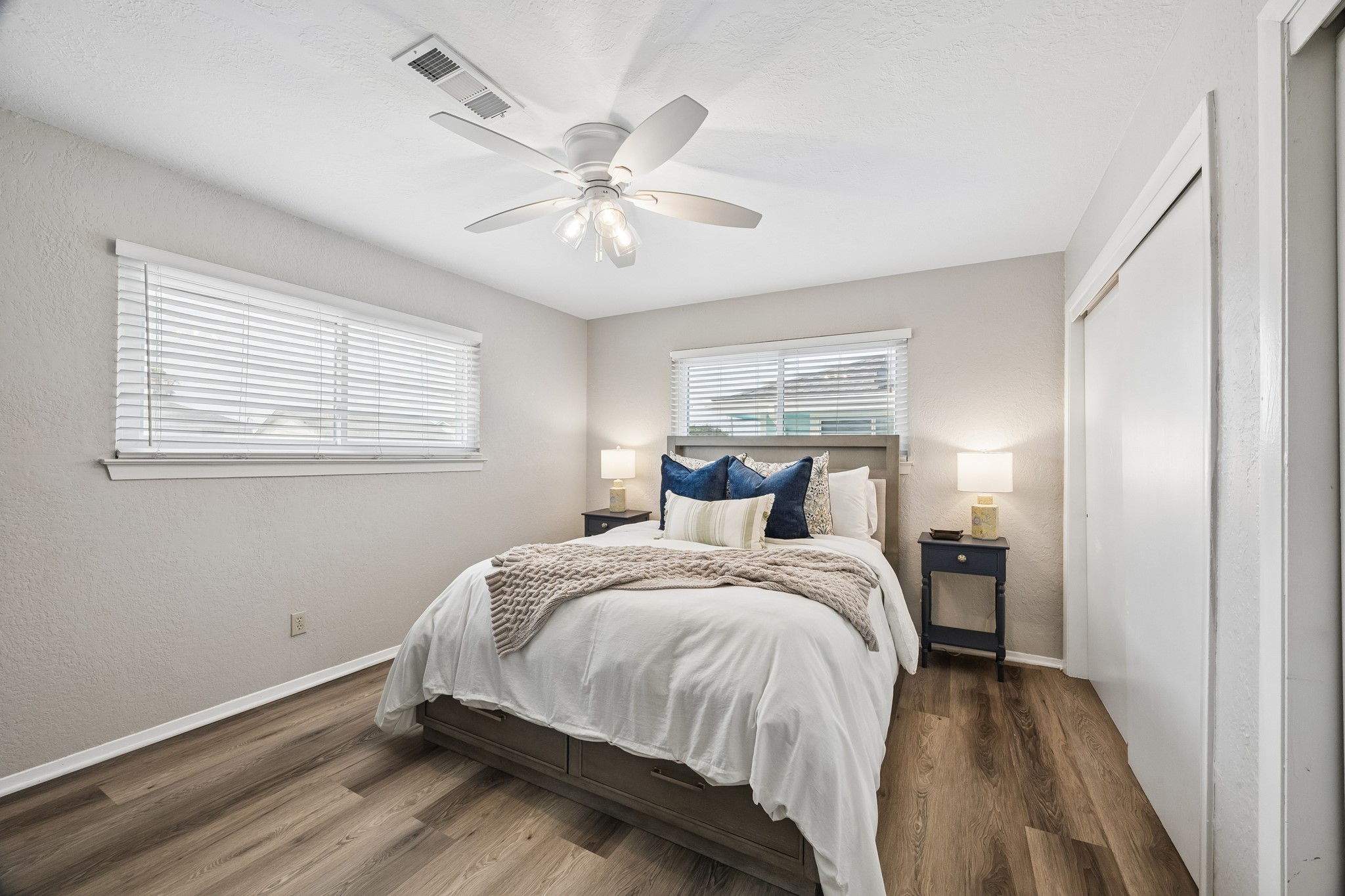 161 Barracuda Street, Hitchcock, TX 77563