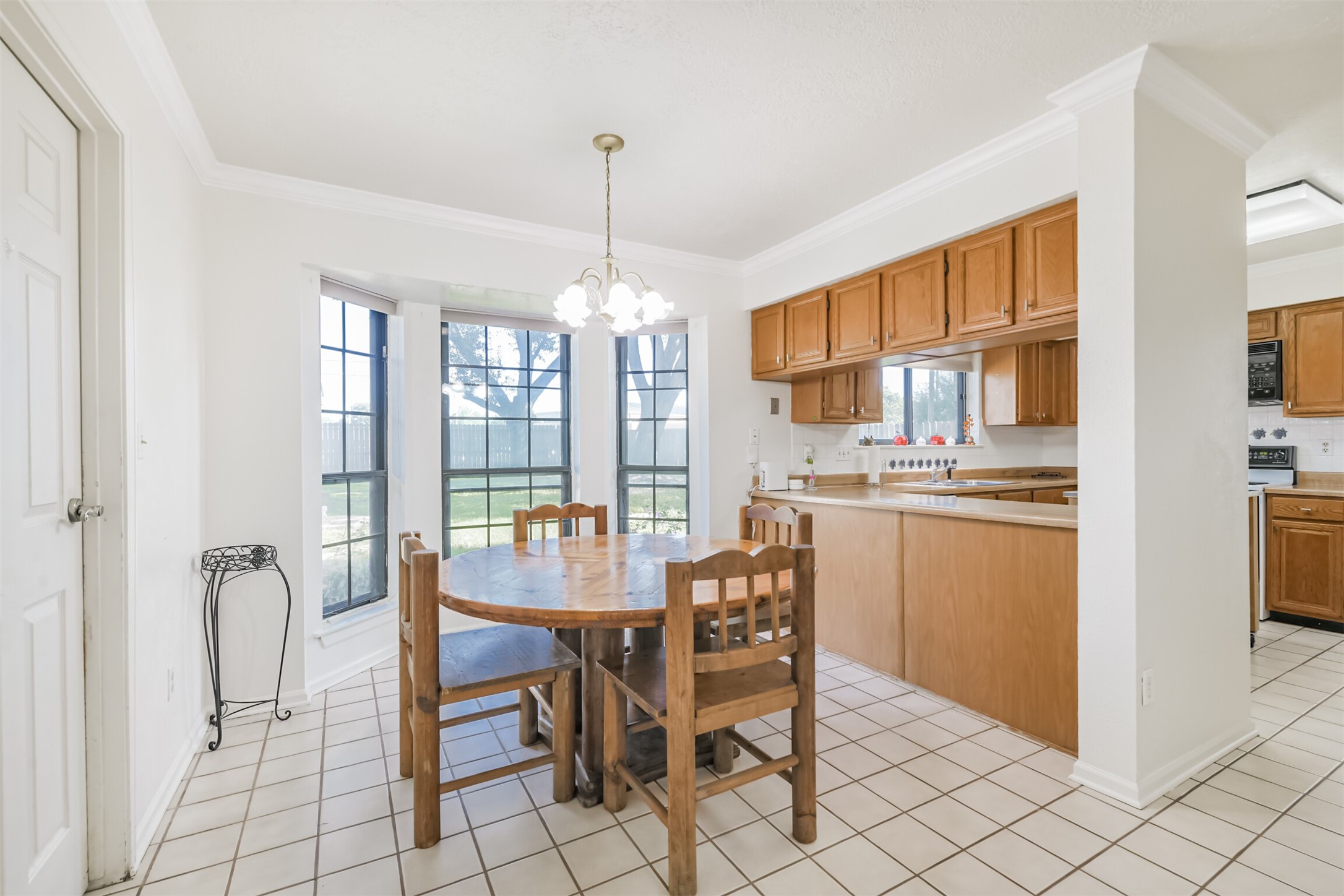 Breakfast area
