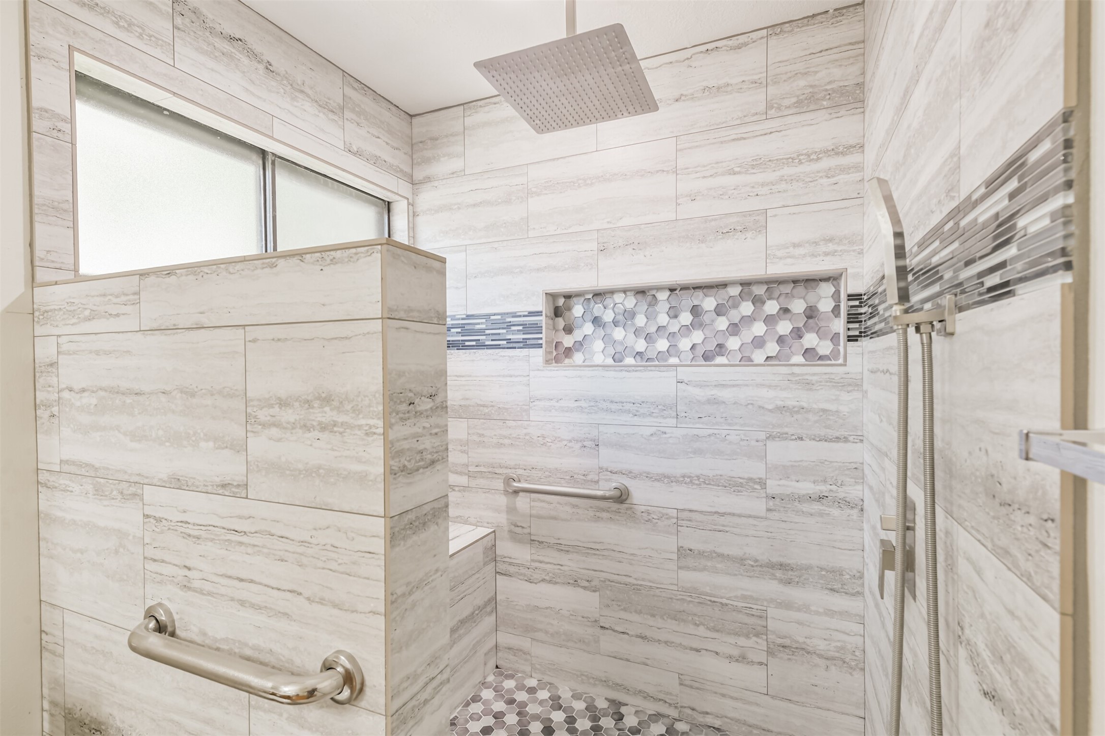 Primary shower