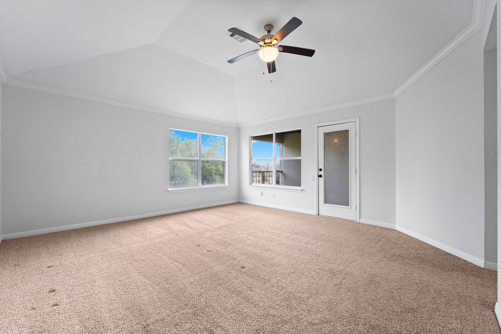 309 Lakeside Lane, Houston, TX 77058