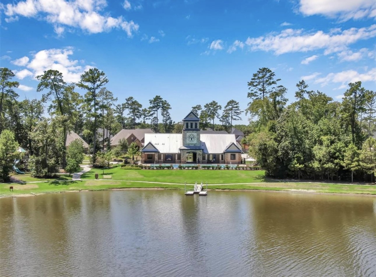 206 Cedar Creek Court, Pinehurst, TX 77362