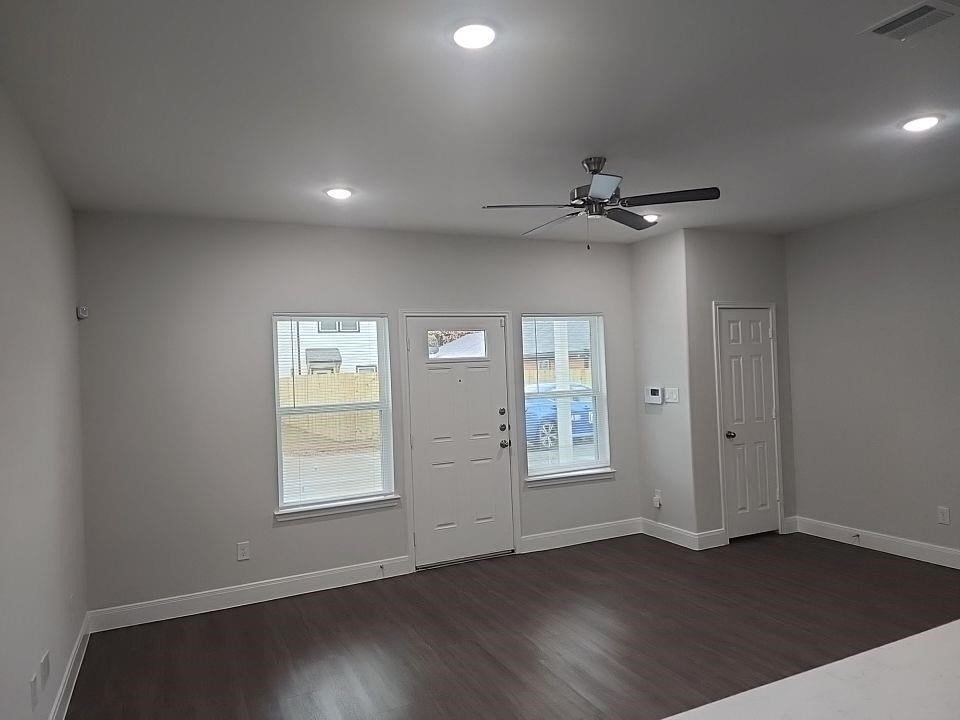 832 Elkhart Street, #A, Houston, TX 77091