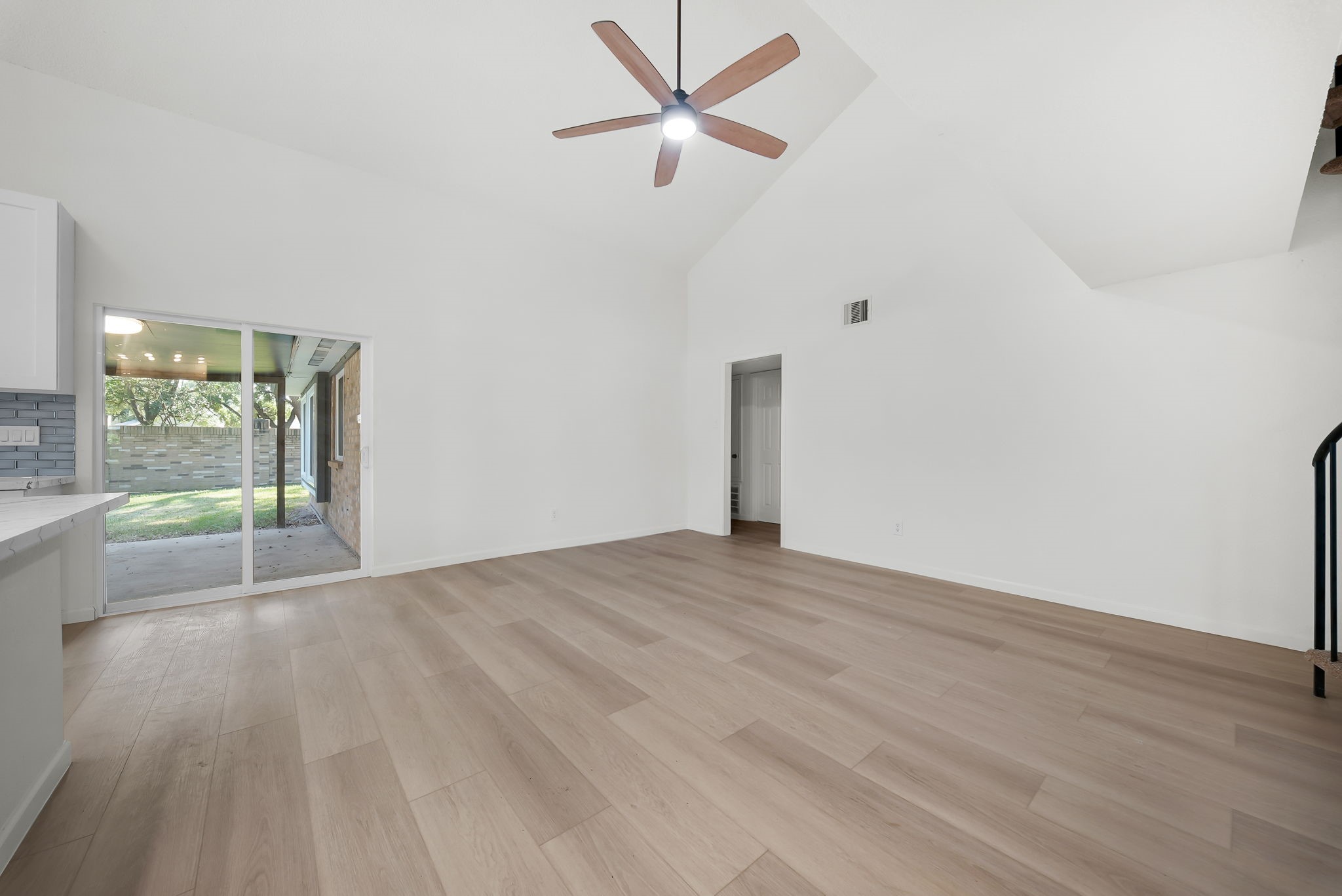 1910 Brushy Creek Drive, Sugar Land, TX 77478