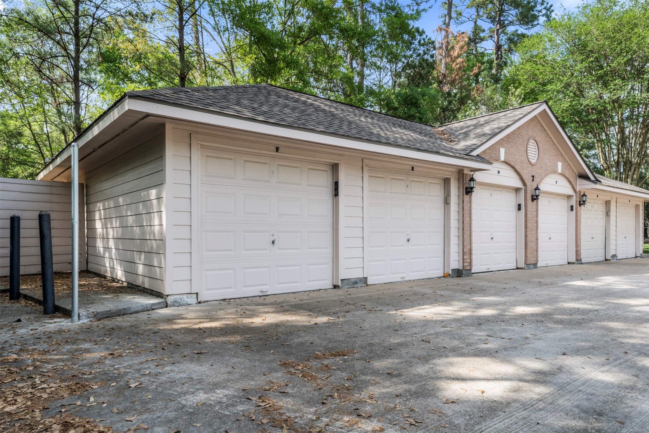 One car garage space-Letter F