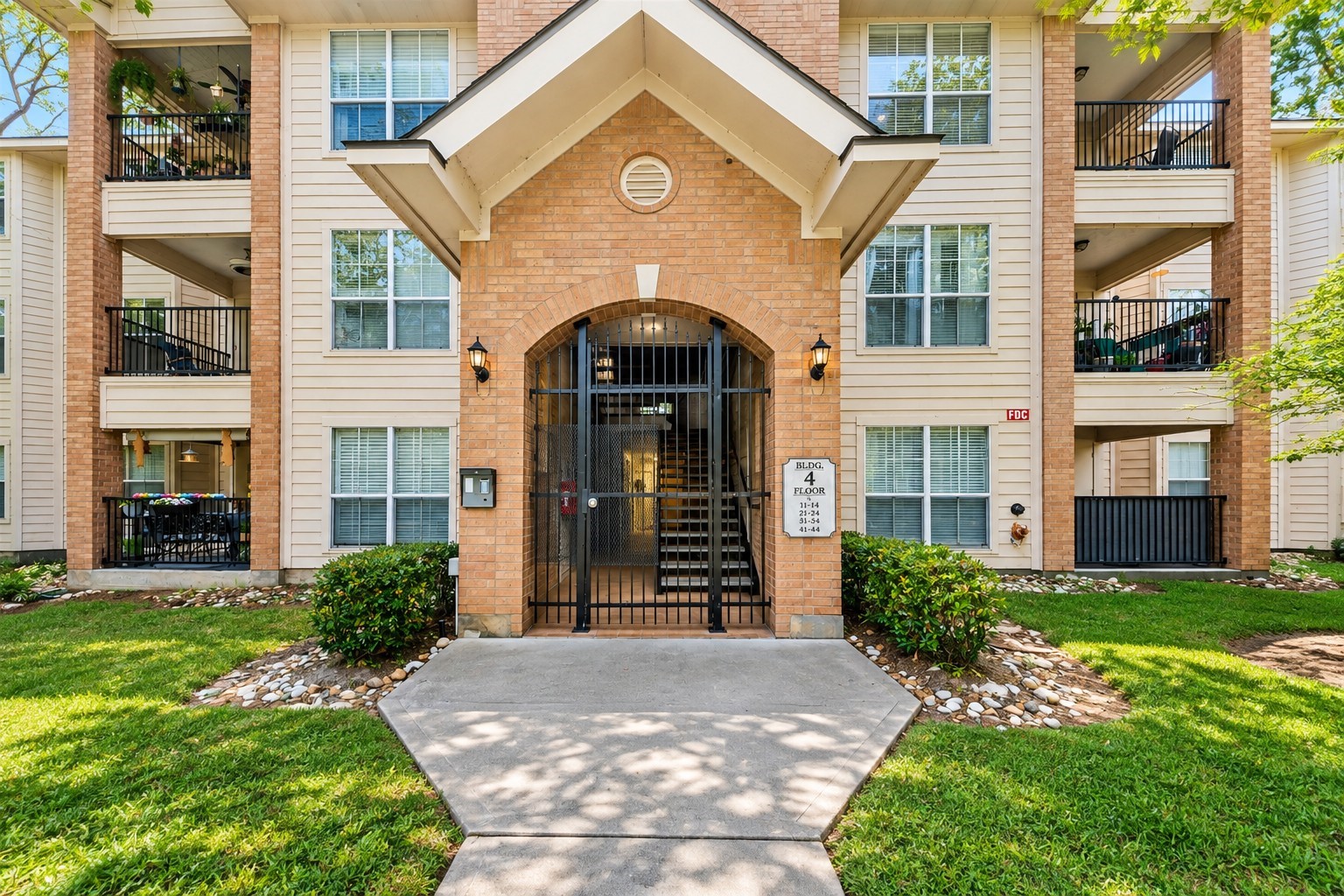Private entry and gated access for added security and convenience. Private entry and gated access for added security and convenience.
