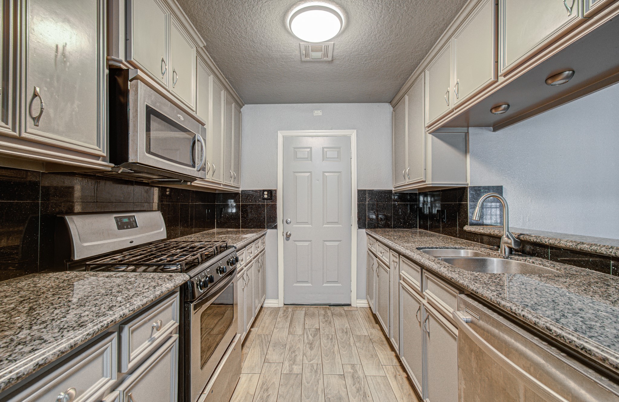 11910 Hunkler Drive, Houston, TX 77047