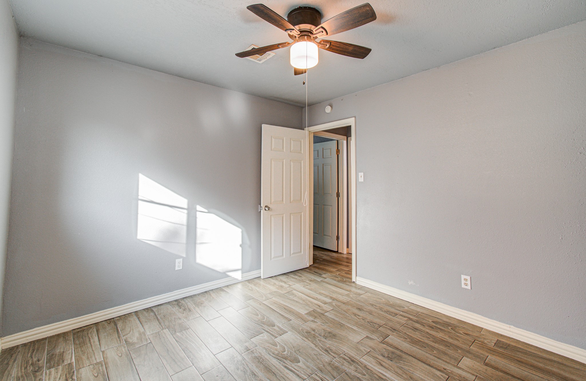 11910 Hunkler Drive, Houston, TX 77047
