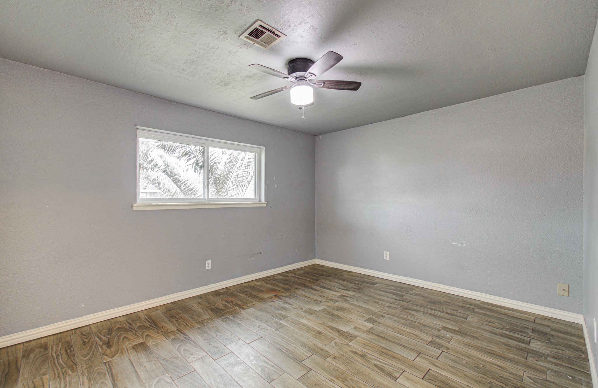 11910 Hunkler Drive, Houston, TX 77047