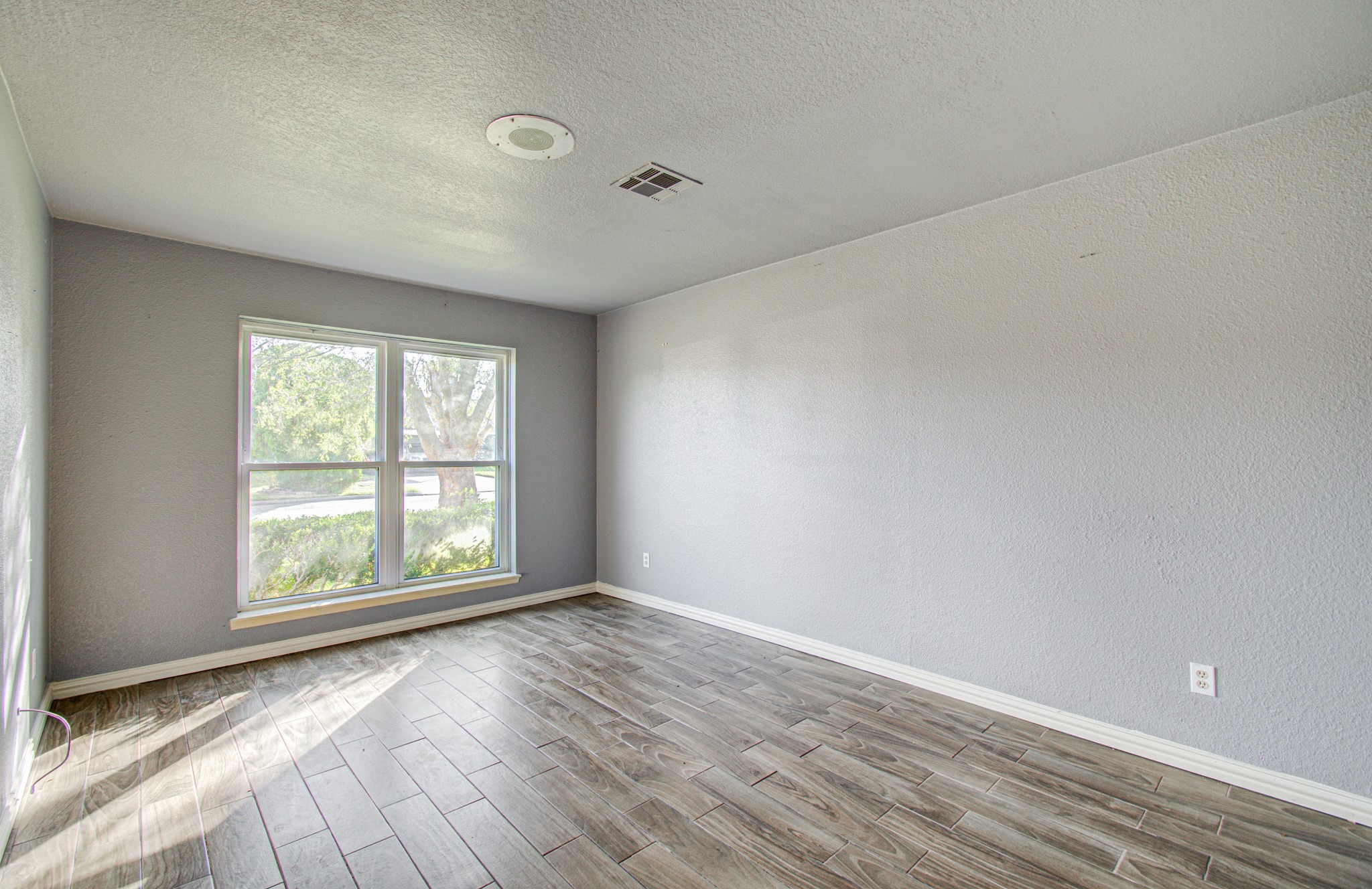 11910 Hunkler Drive, Houston, TX 77047