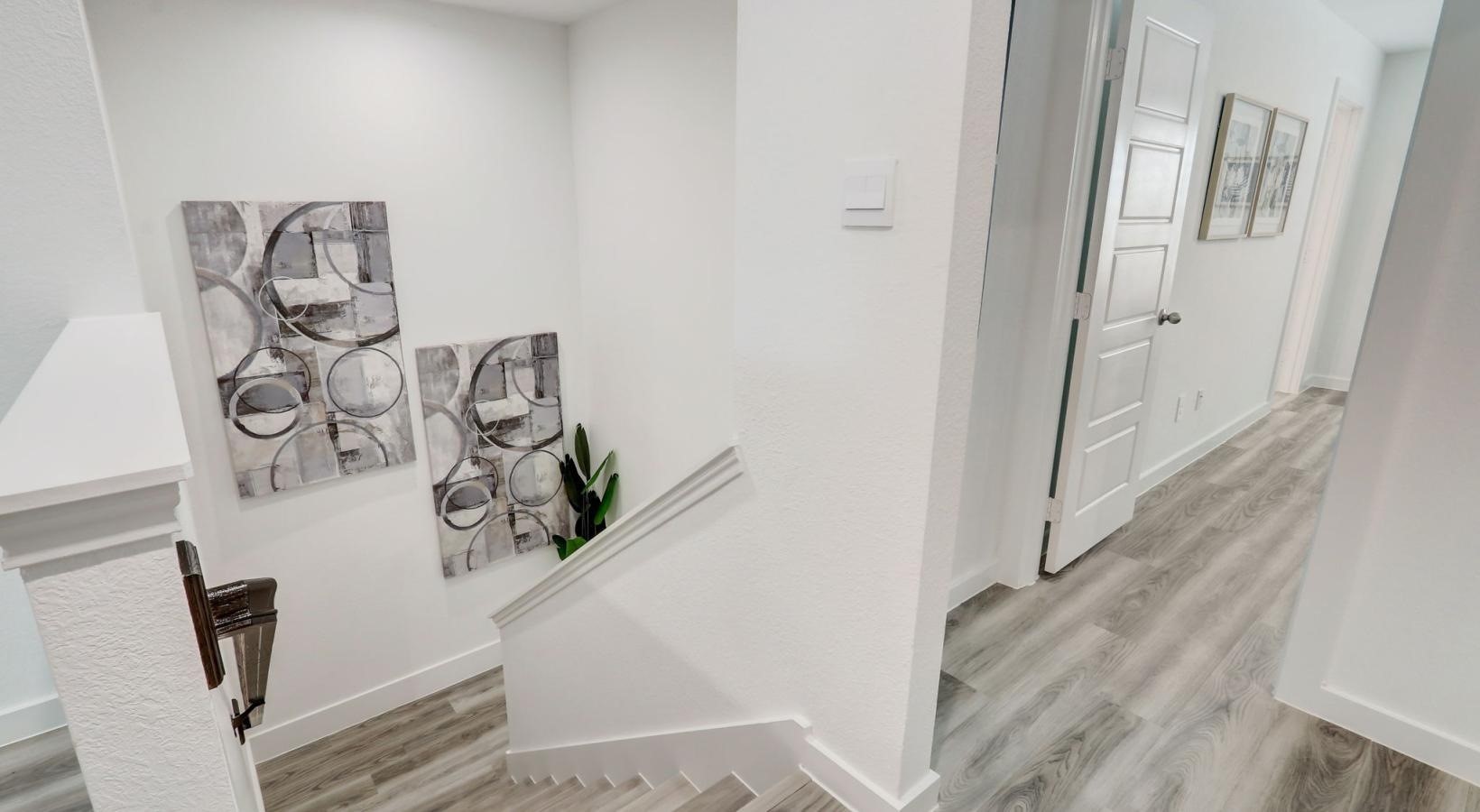 VACANT HOME SHOWN. ACTUAL LAYOUT MAY DIFFER