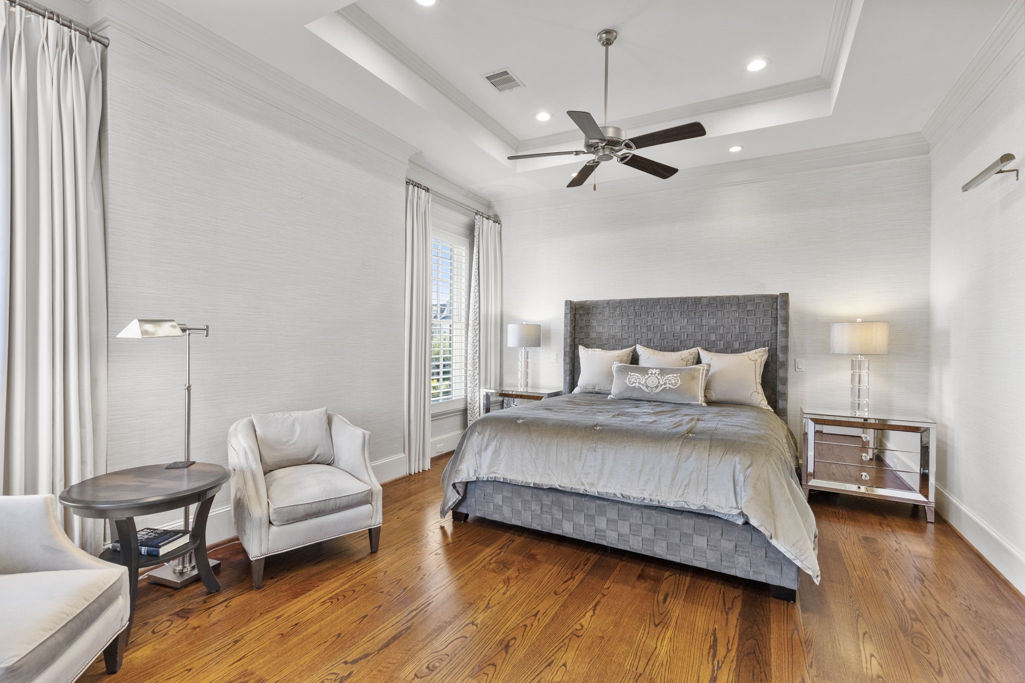 70 North Bay Boulevard, The Woodlands, TX 77380