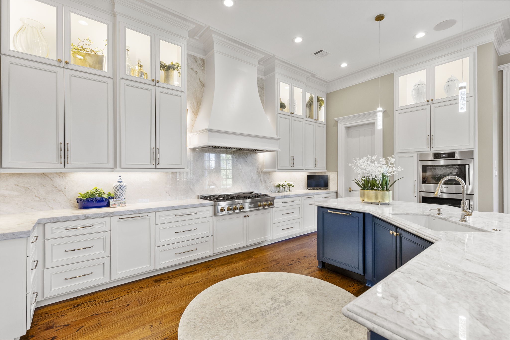 70 North Bay Boulevard, The Woodlands, TX 77380