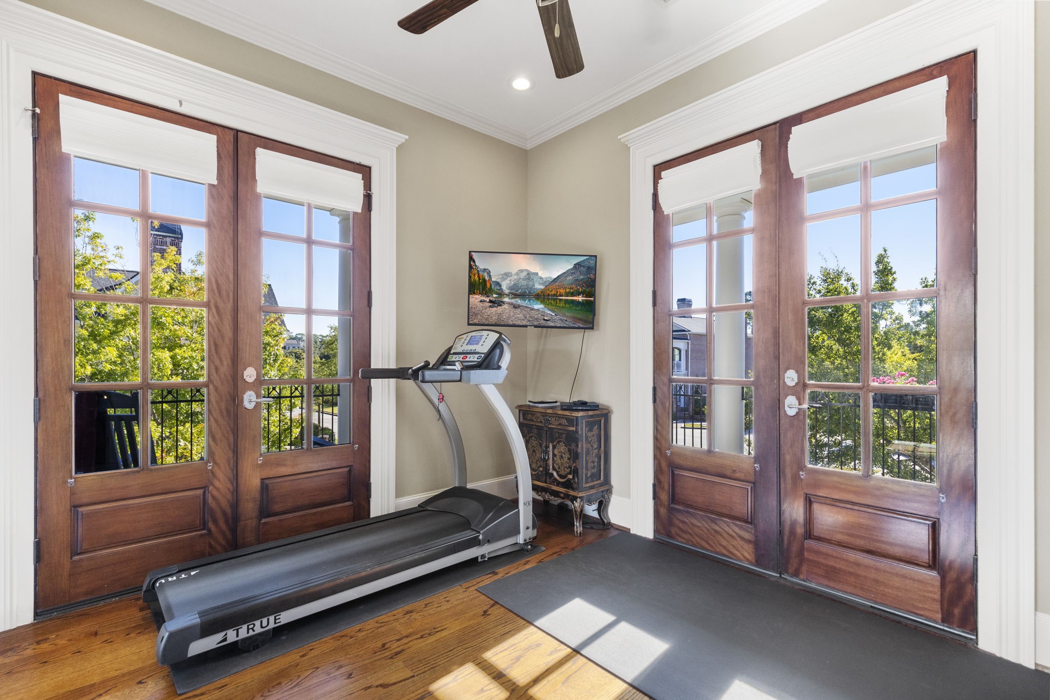 70 North Bay Boulevard, The Woodlands, TX 77380