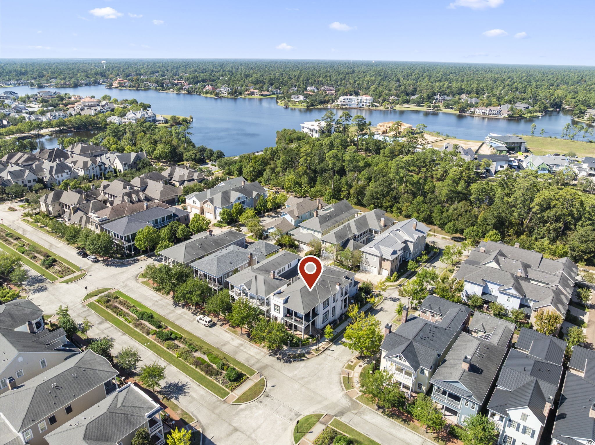 70 North Bay Boulevard, The Woodlands, TX 77380