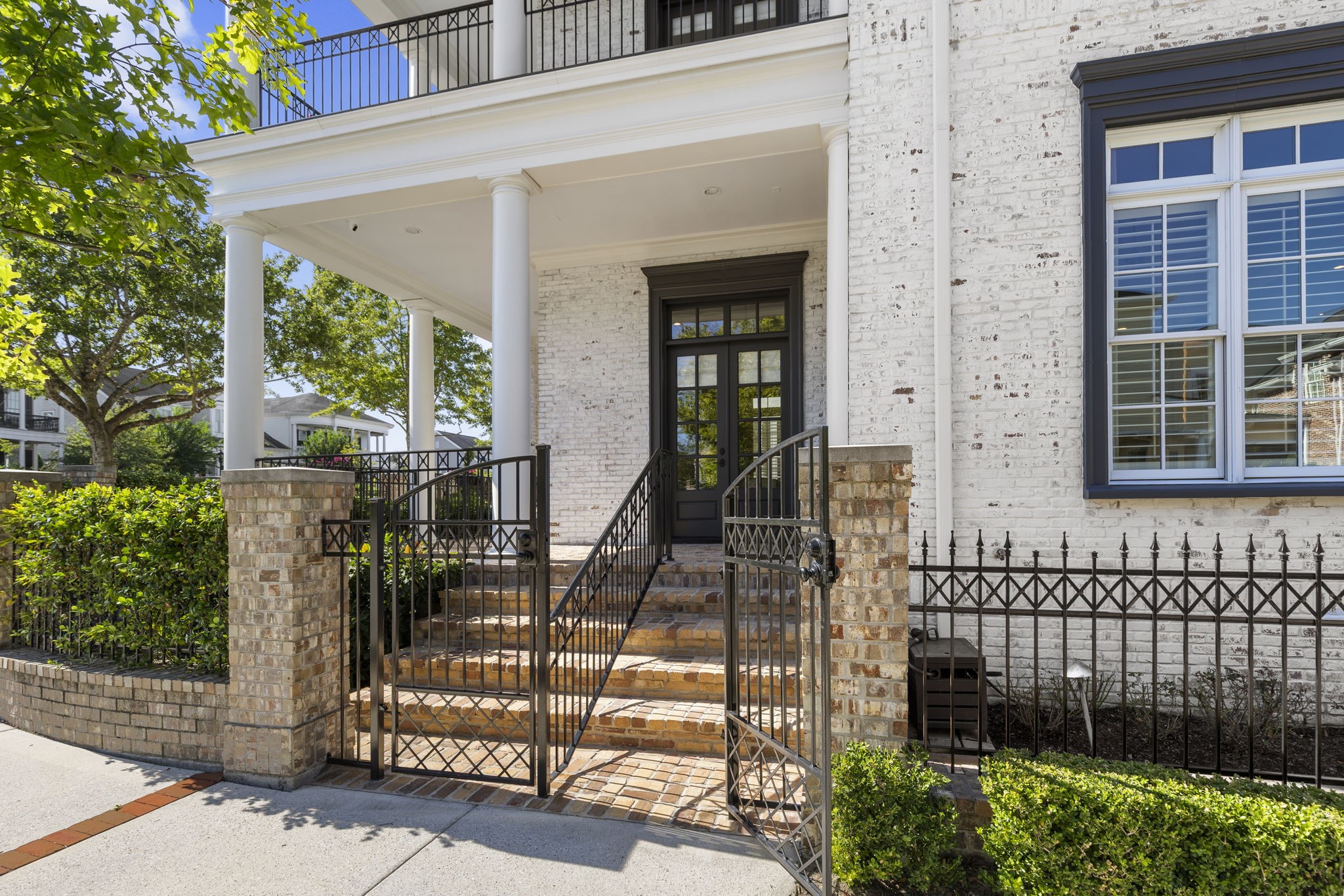 70 North Bay Boulevard, The Woodlands, TX 77380
