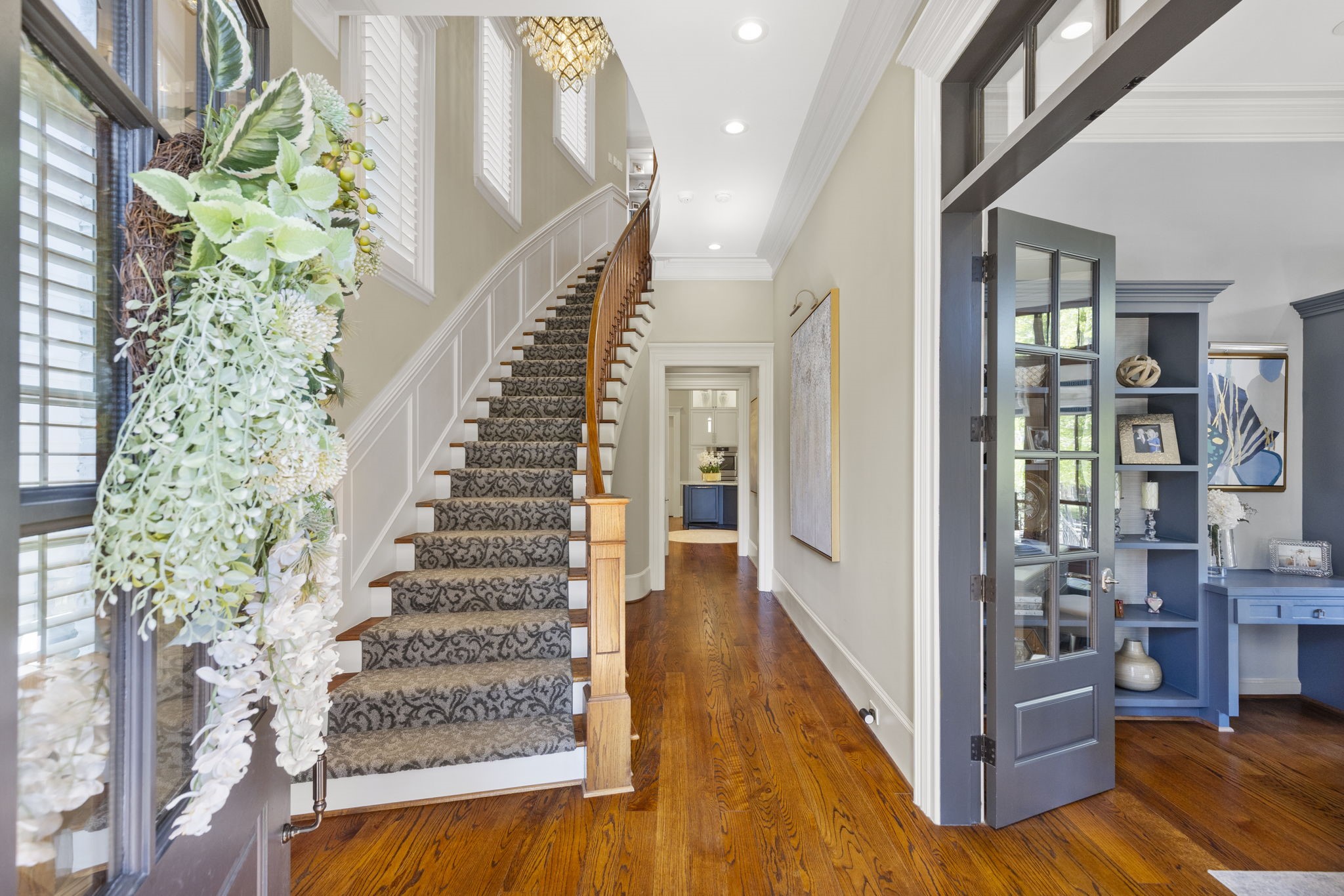 70 North Bay Boulevard, The Woodlands, TX 77380 70 North Bay Boulevard, The Woodlands, TX 77380