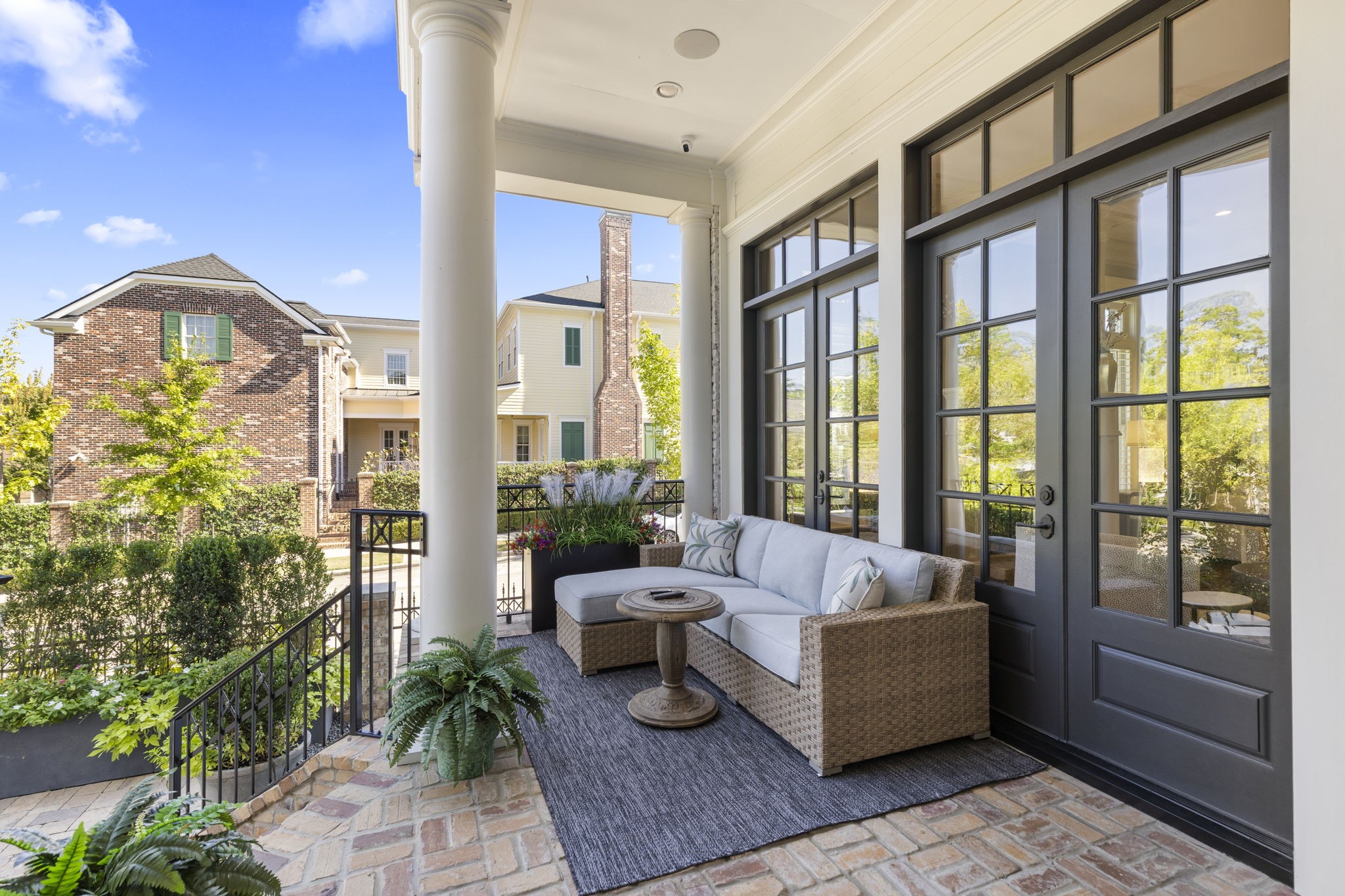 70 North Bay Boulevard, The Woodlands, TX 77380