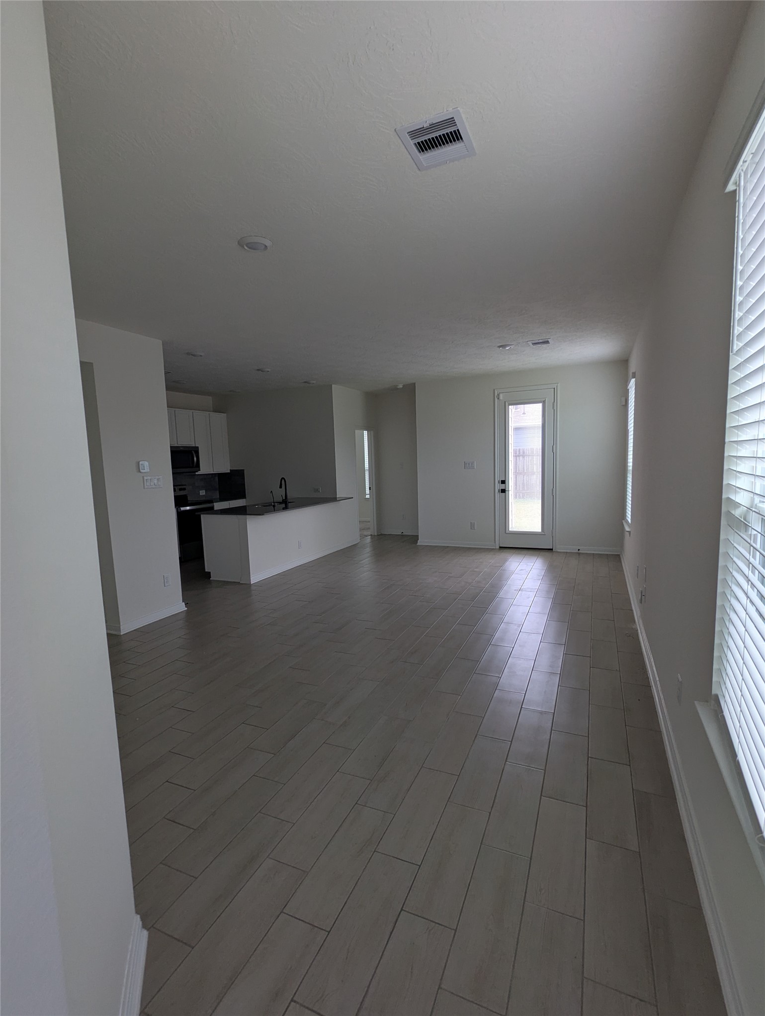 1301 Green Jay Lane, La Marque, TX 77568 1301 Green Jay Lane, La Marque, TX 77568