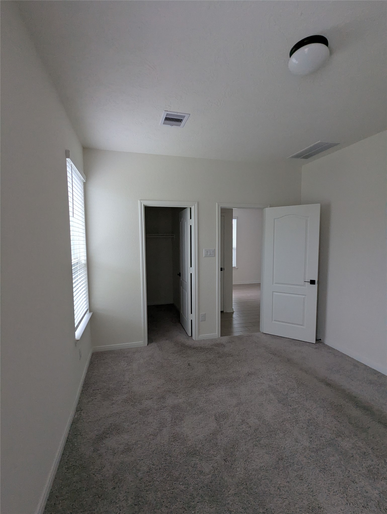 1301 Green Jay Lane, La Marque, TX 77568