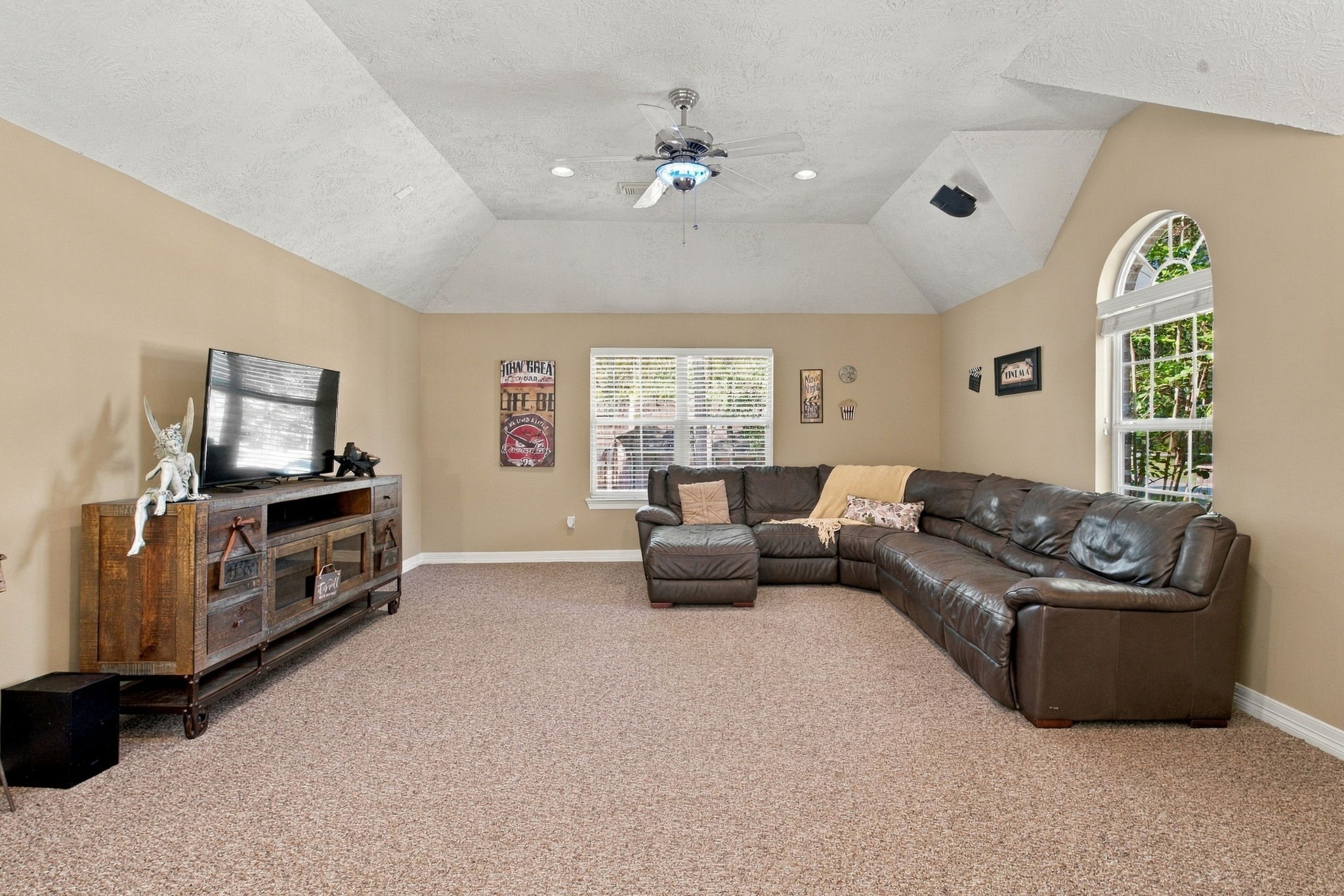 12411 Stallion Court, Magnolia, TX 77354