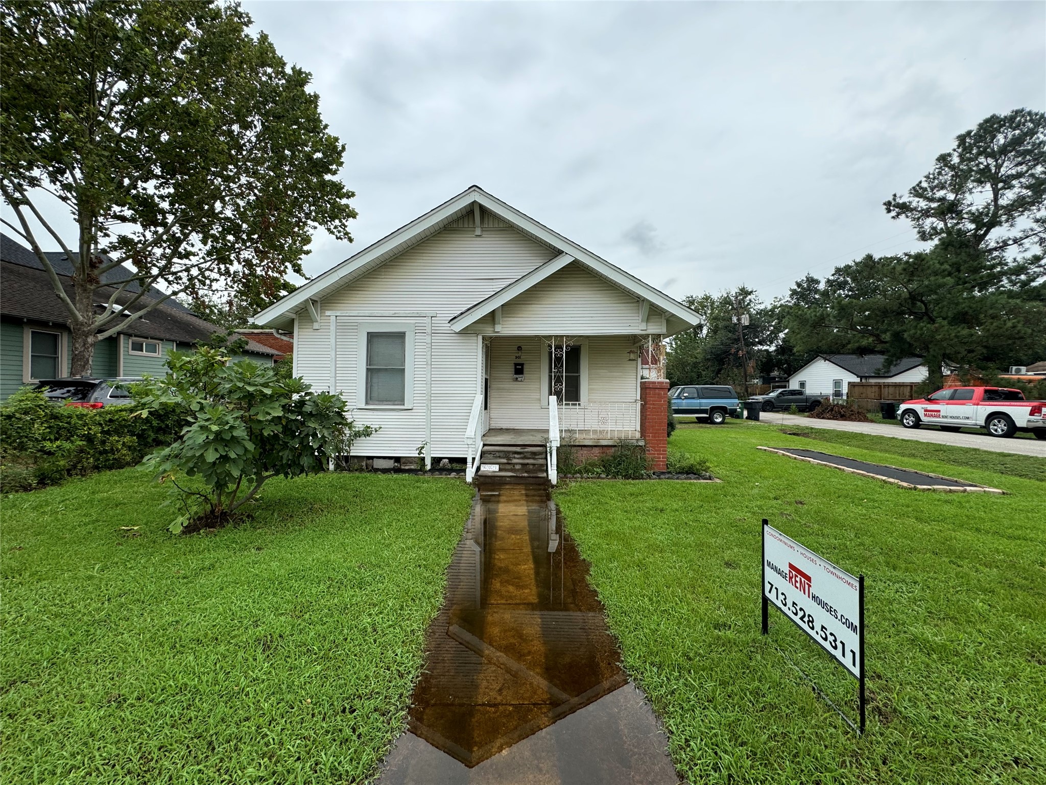 901 W 13th, Houston, TX 77008