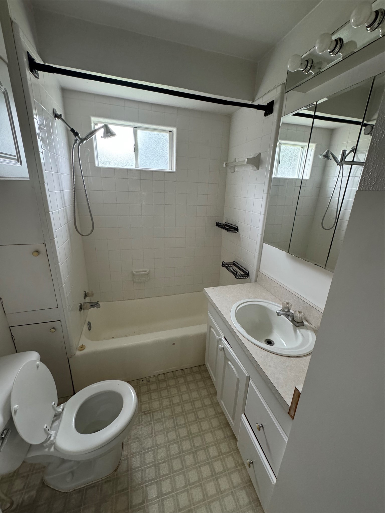 901 W 13th, Houston, TX 77008