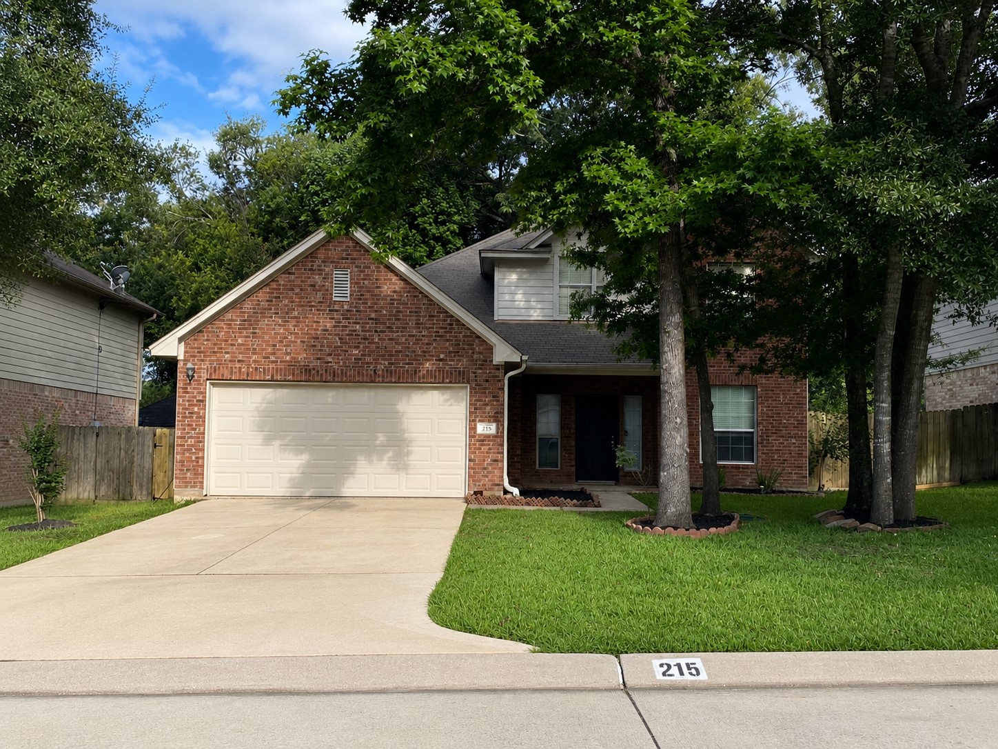 215 Doncaster Street, Conroe, TX 77303