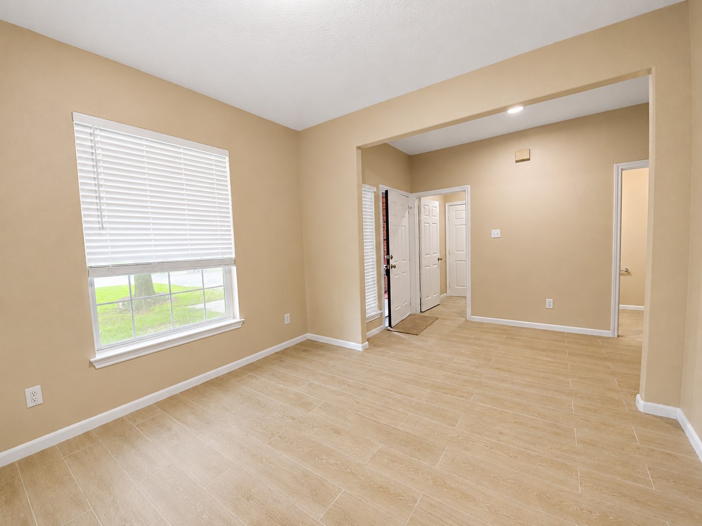215 Doncaster Street, Conroe, TX 77303