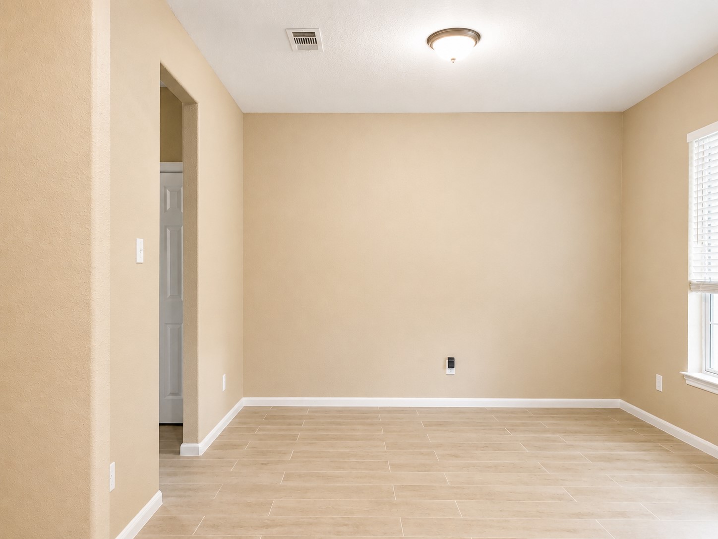 215 Doncaster Street, Conroe, TX 77303