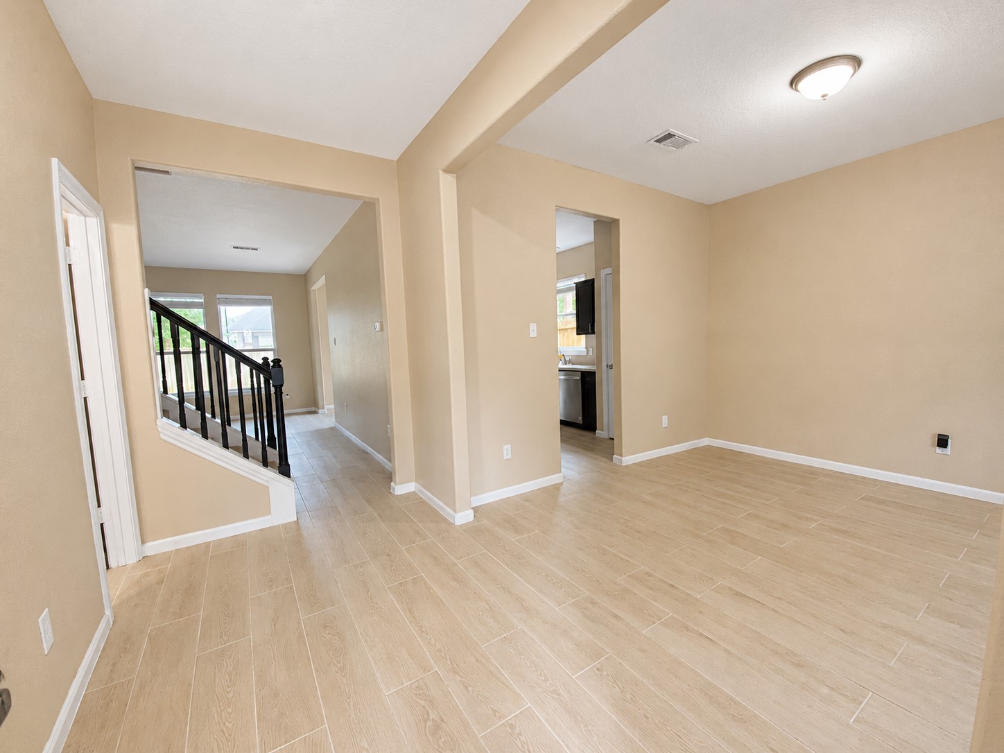 215 Doncaster Street, Conroe, TX 77303