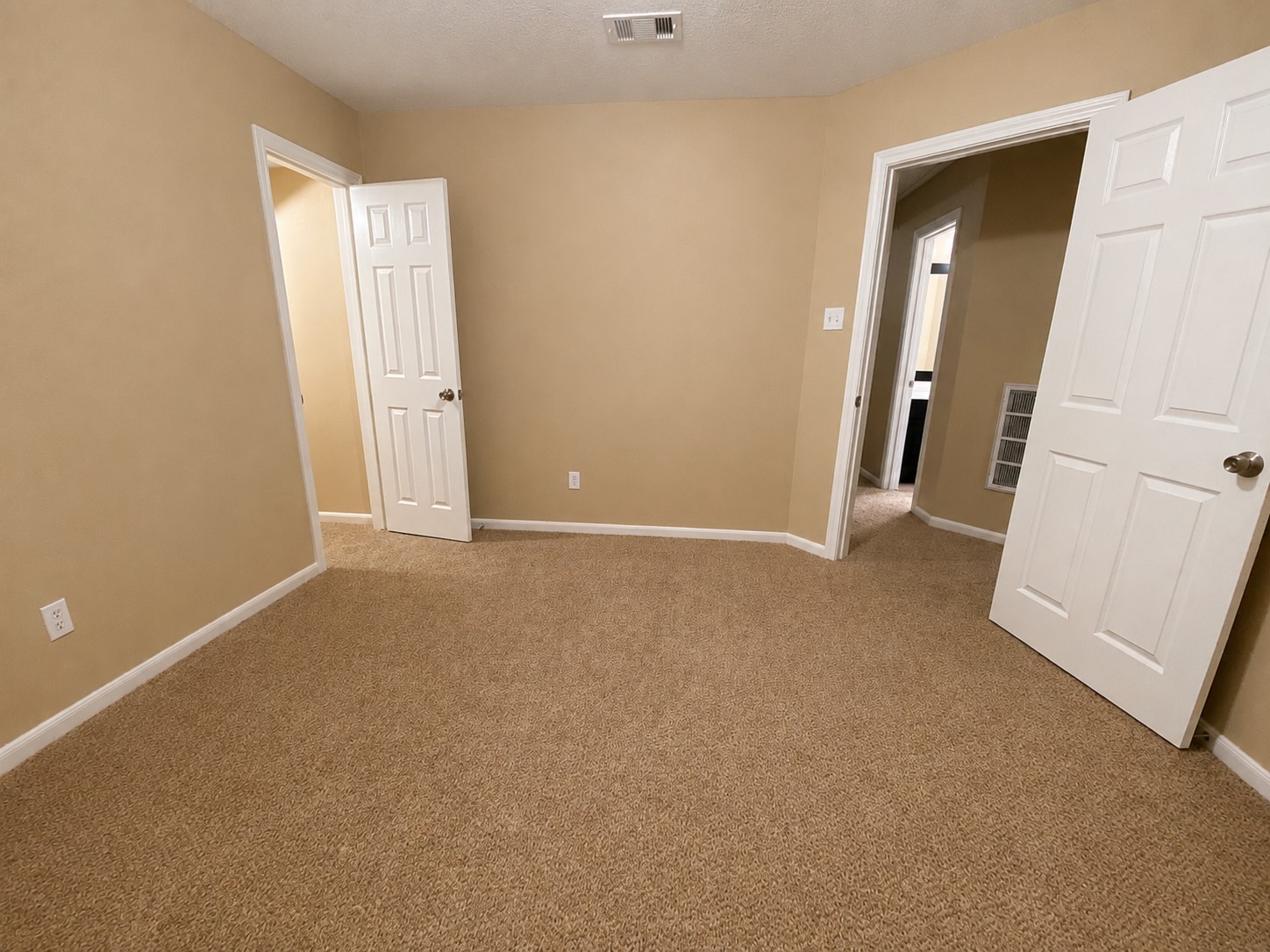 215 Doncaster Street, Conroe, TX 77303