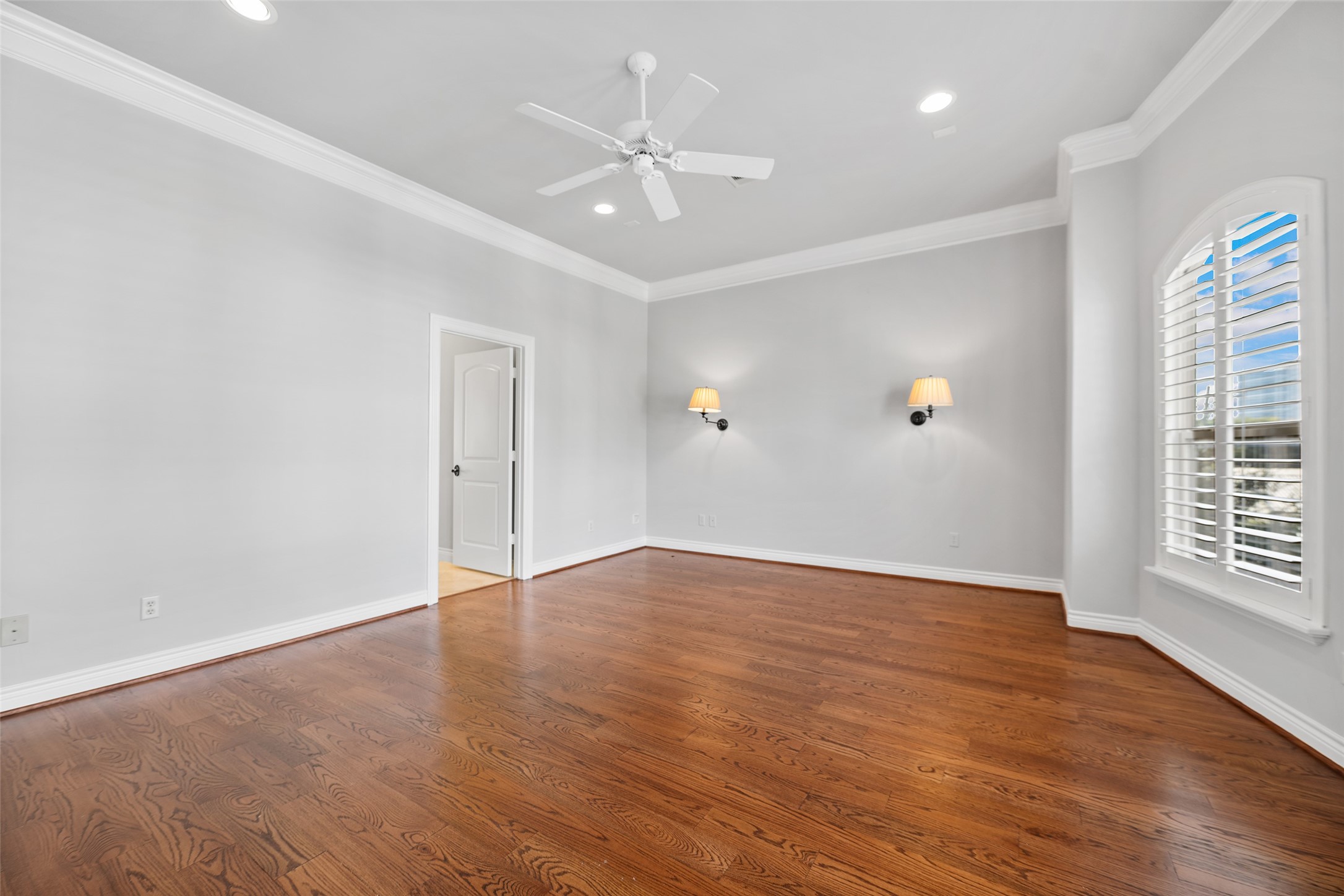 2105 Crocker Street, Houston, TX 77006
