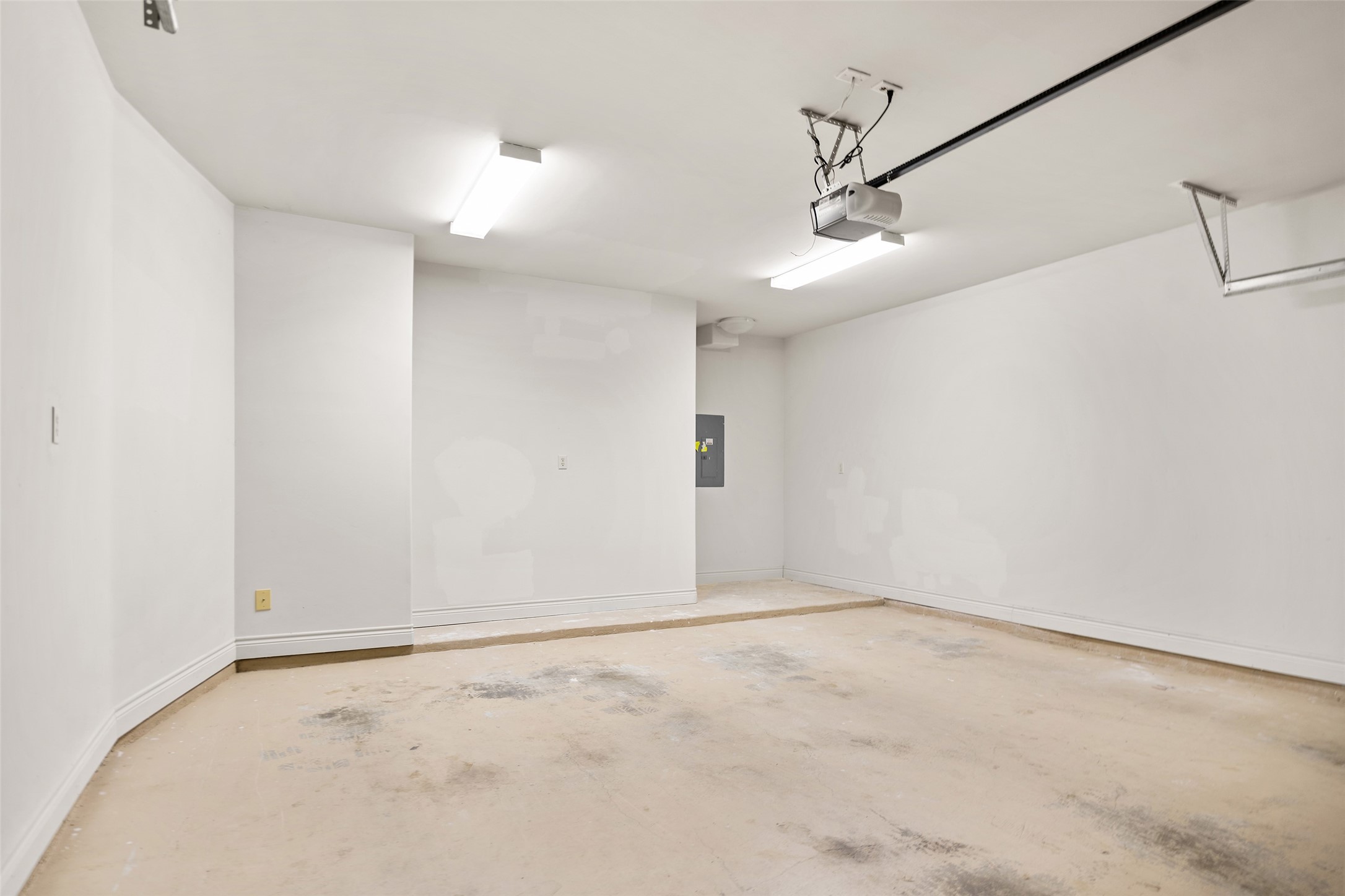 2105 Crocker Street, Houston, TX 77006