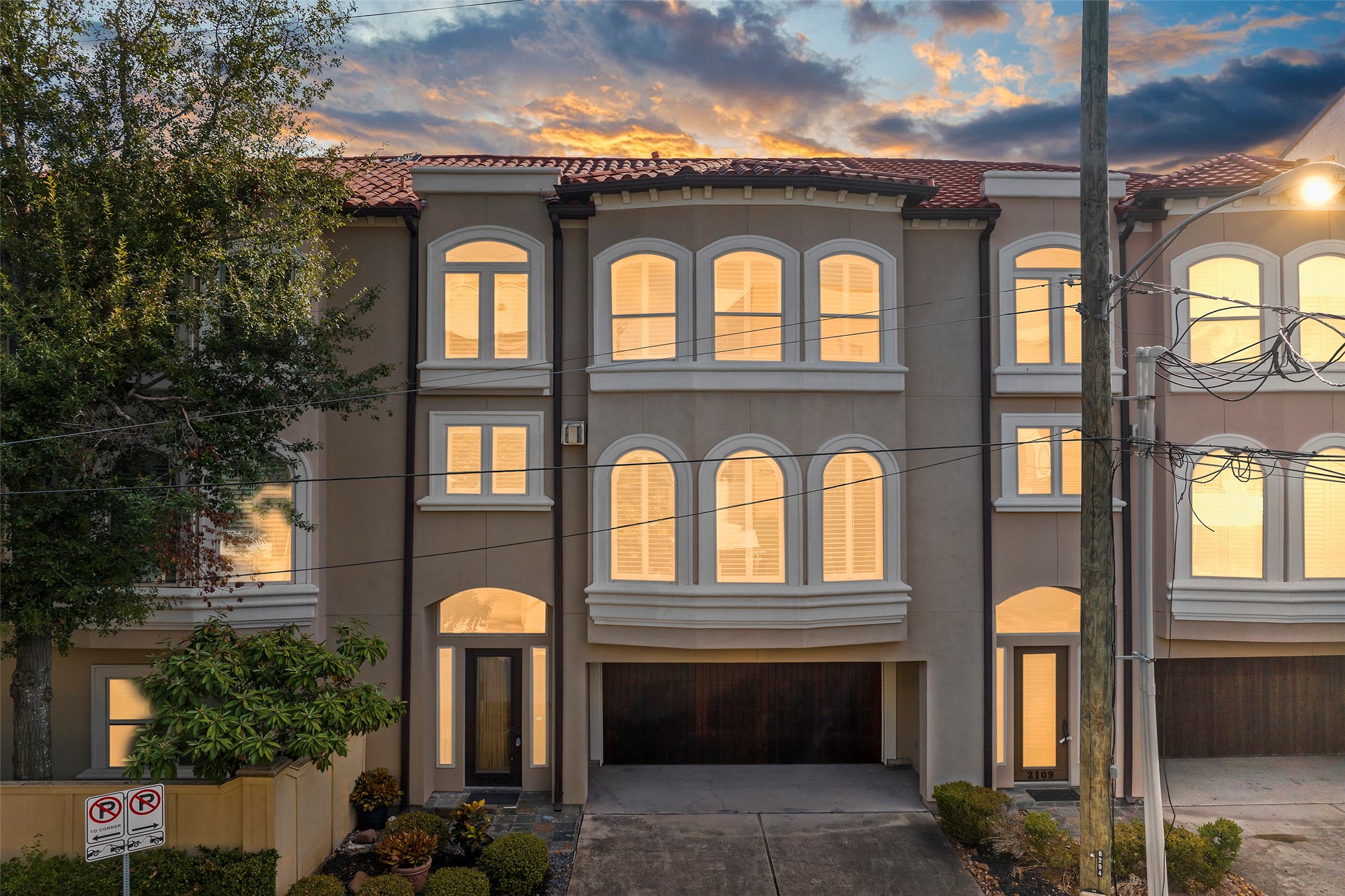 2105 Crocker Street, Houston, TX 77006