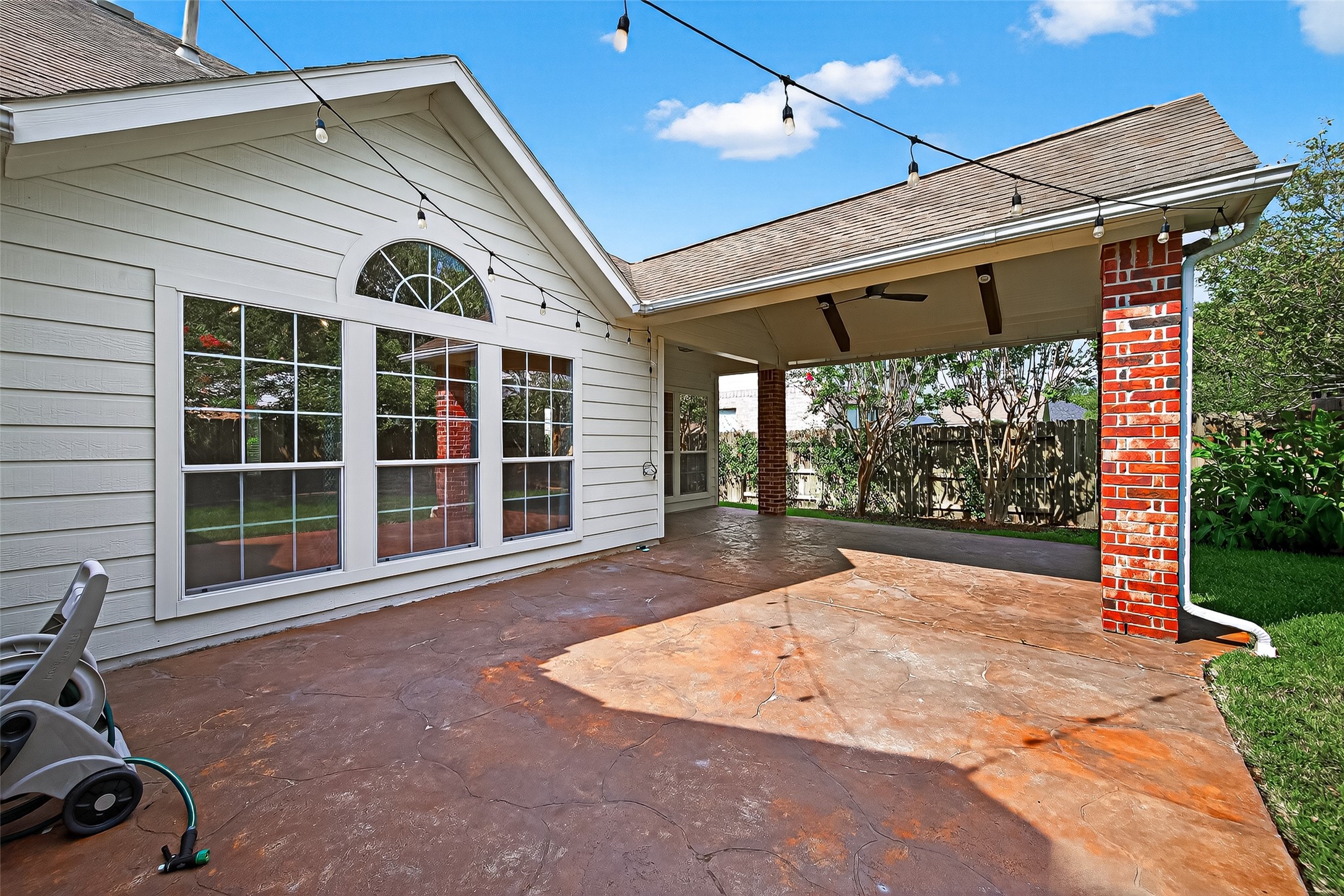 2223 Fern Mist Lane, Katy, TX 77494